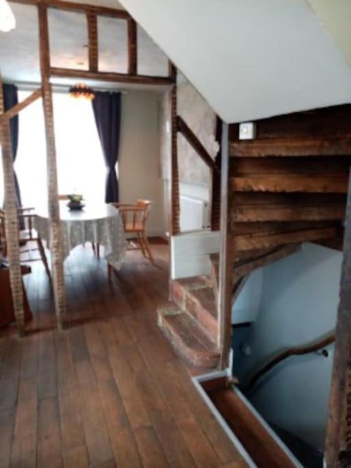 Three-Bedroom Townhouse - Photo 37