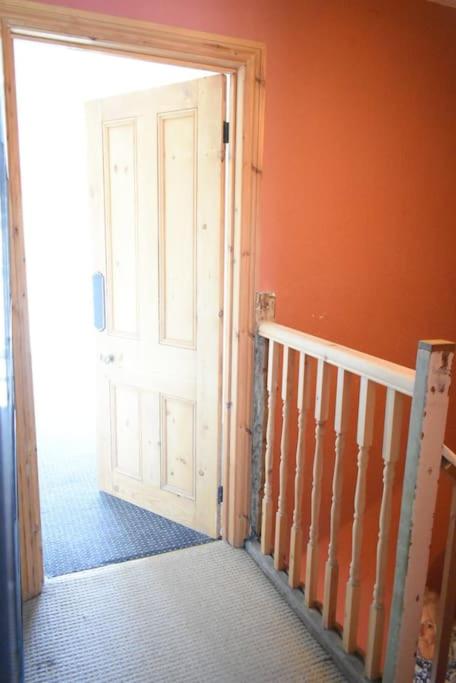 Three-Bedroom Townhouse - Photo 23