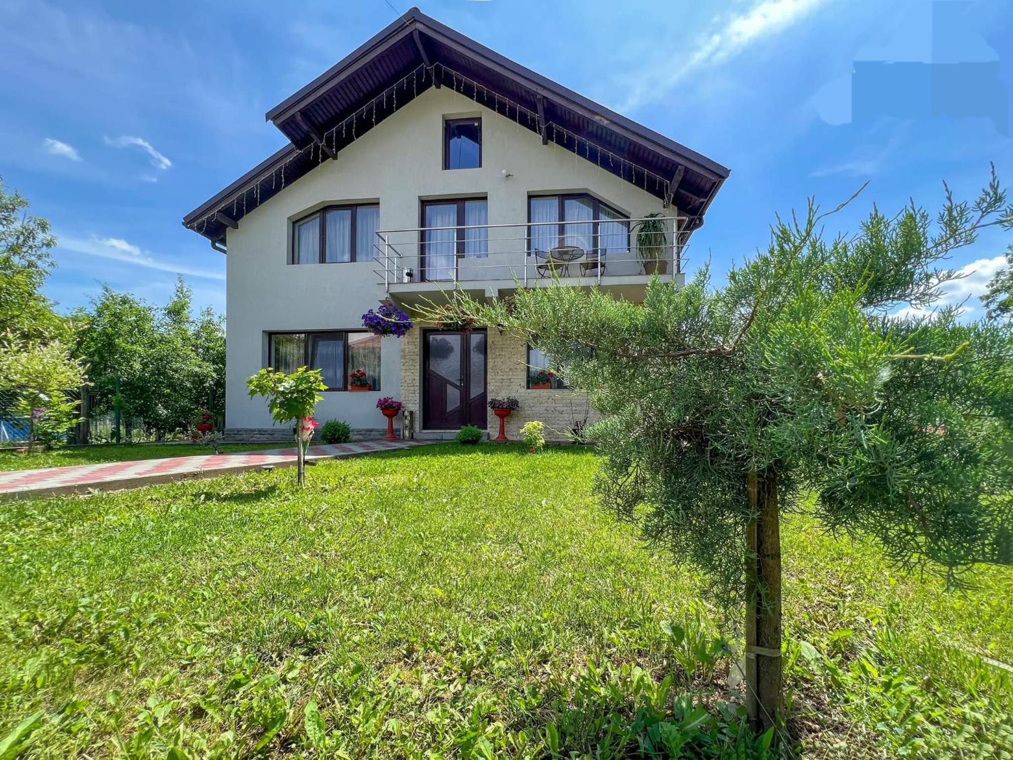 Two-Bedroom House - Photo 42