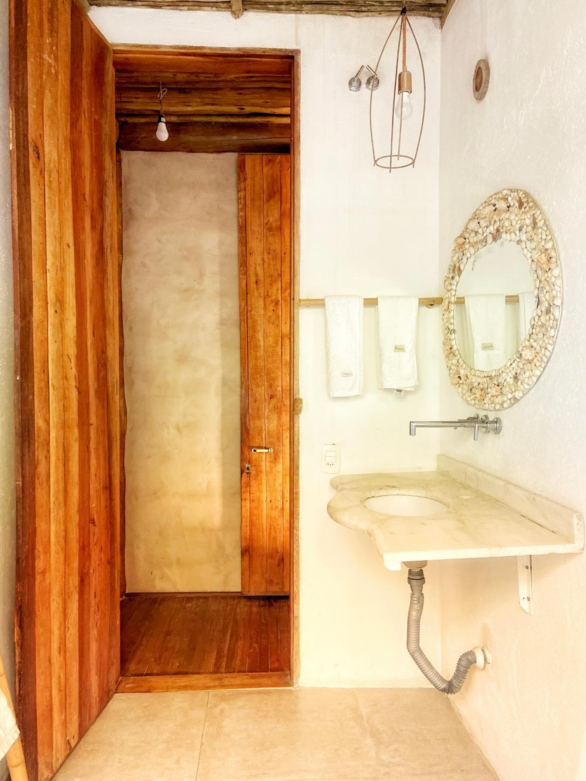 Standard Suite - Superior Floor - Photo 4