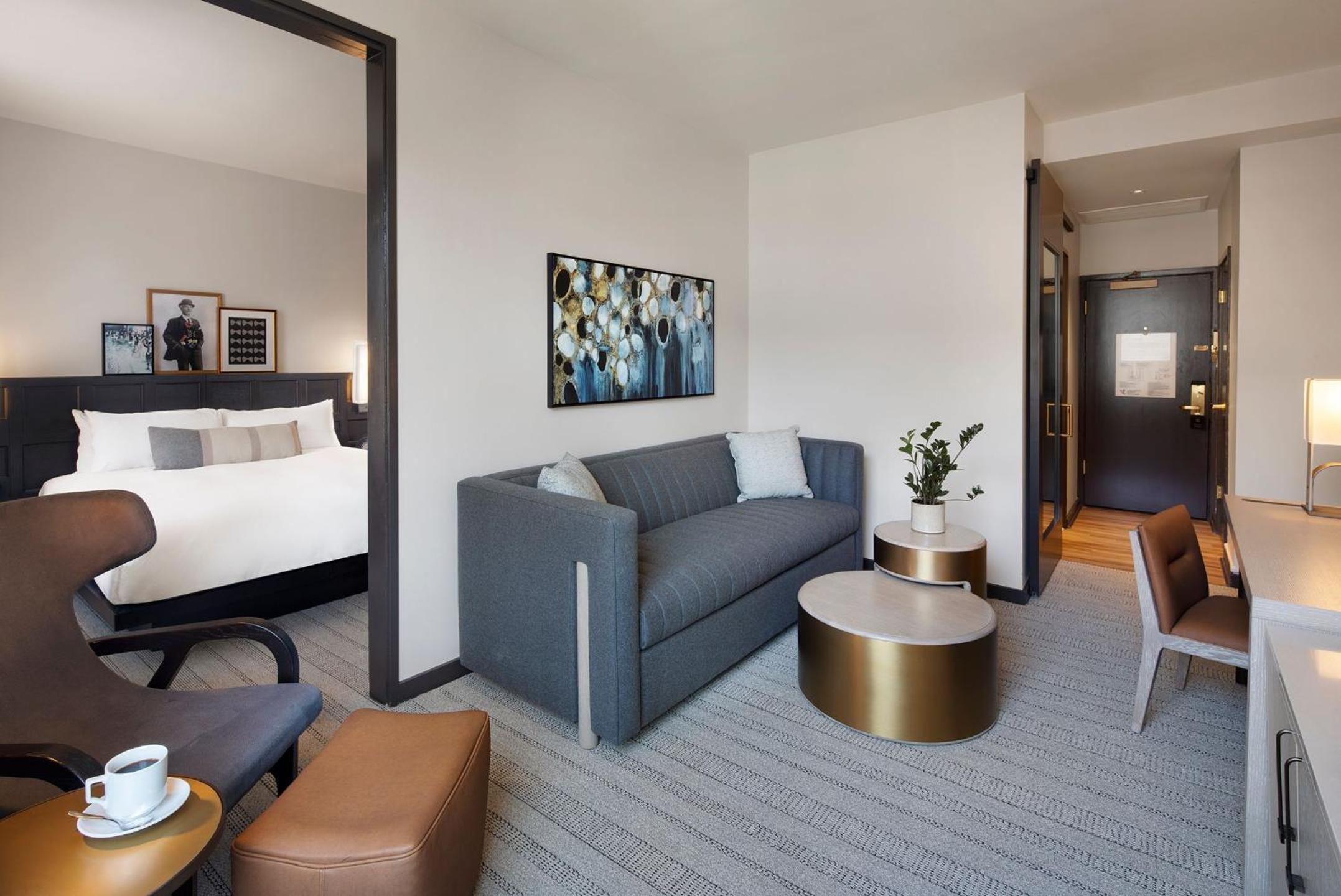One-Bedroom King Suite - Non-Smoking - Photo 1
