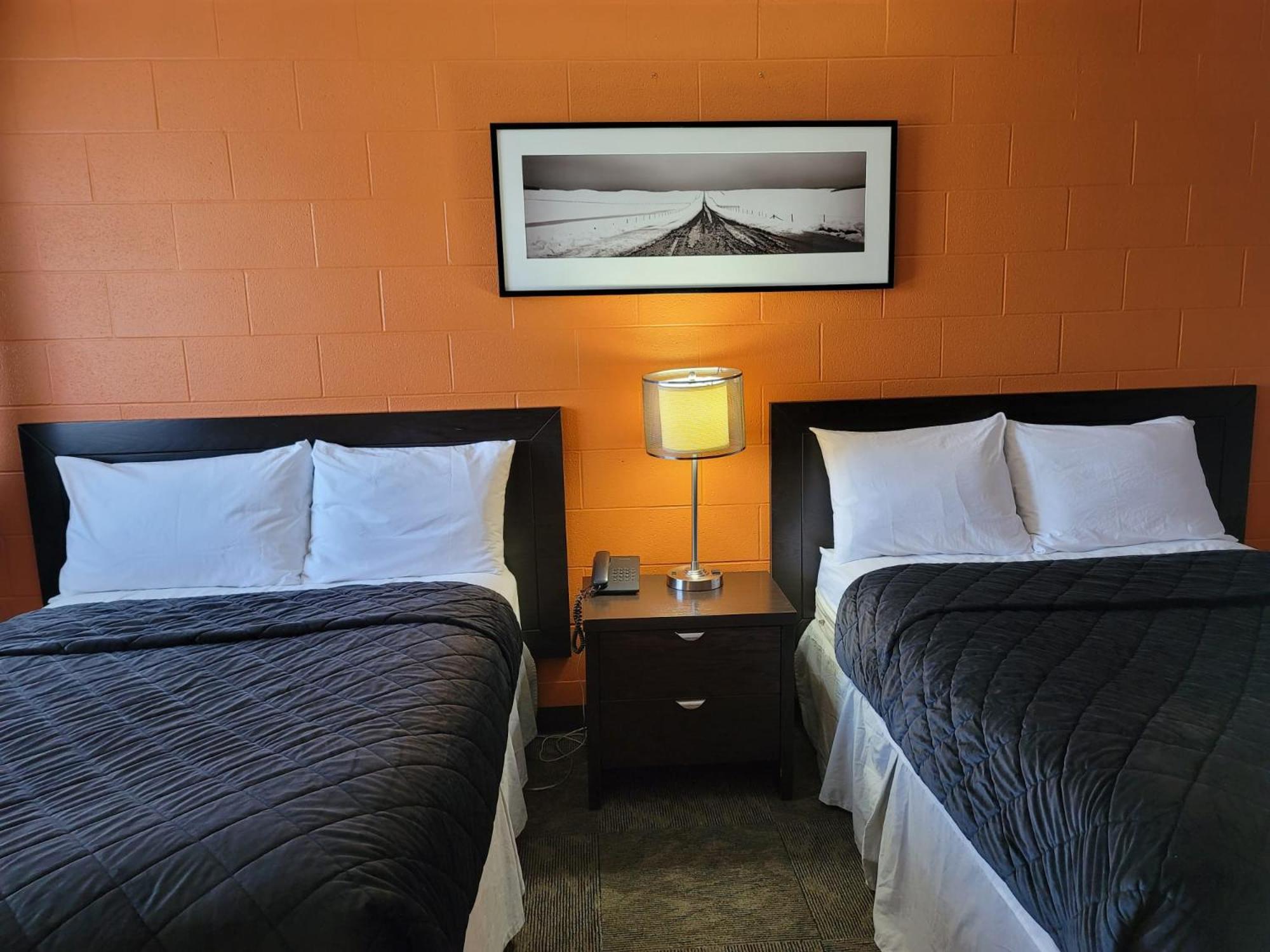 Quadruple Room - Pet Friendly - Photo 4