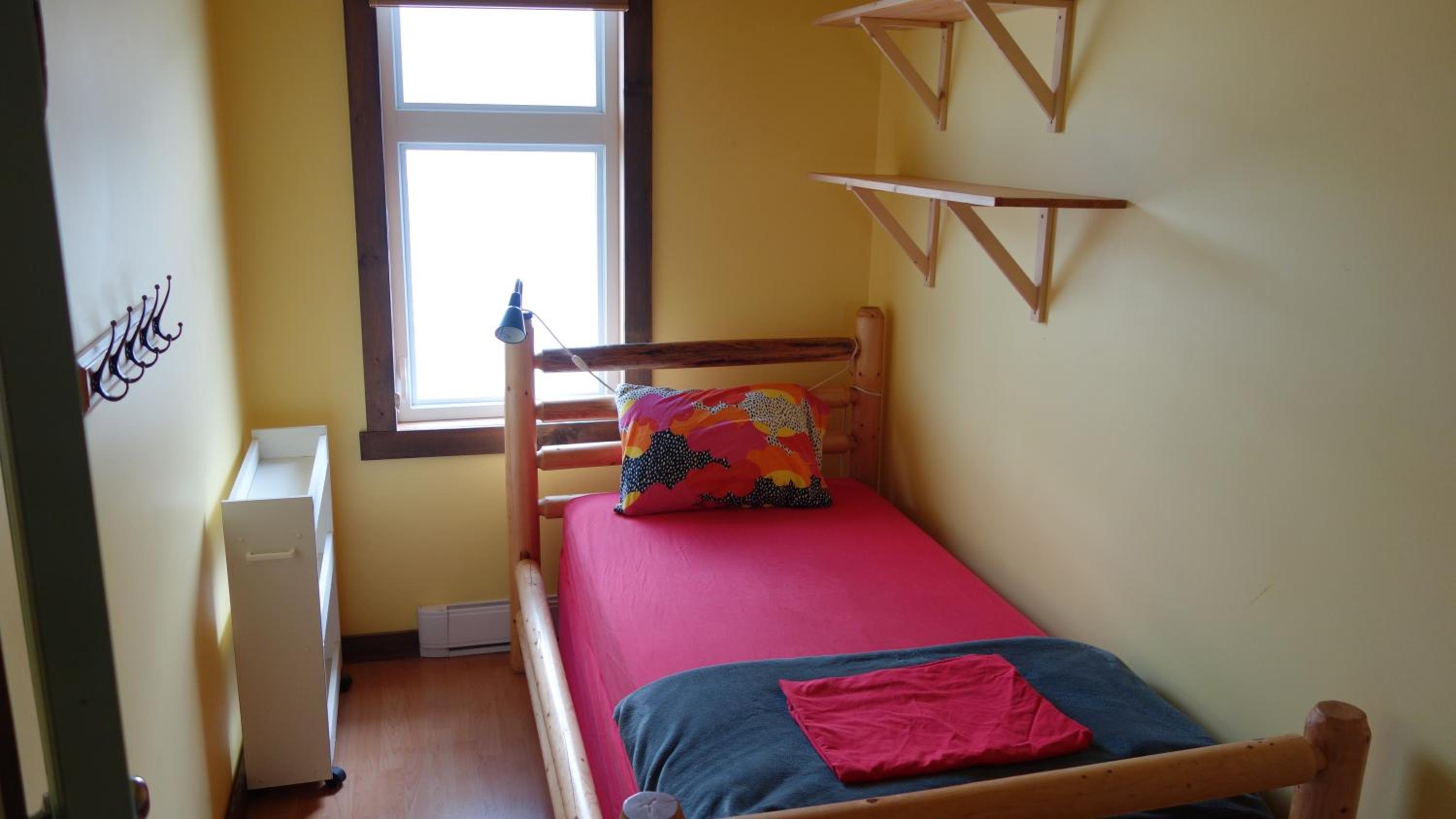 Single Room with Shared Bathroom photo 1
