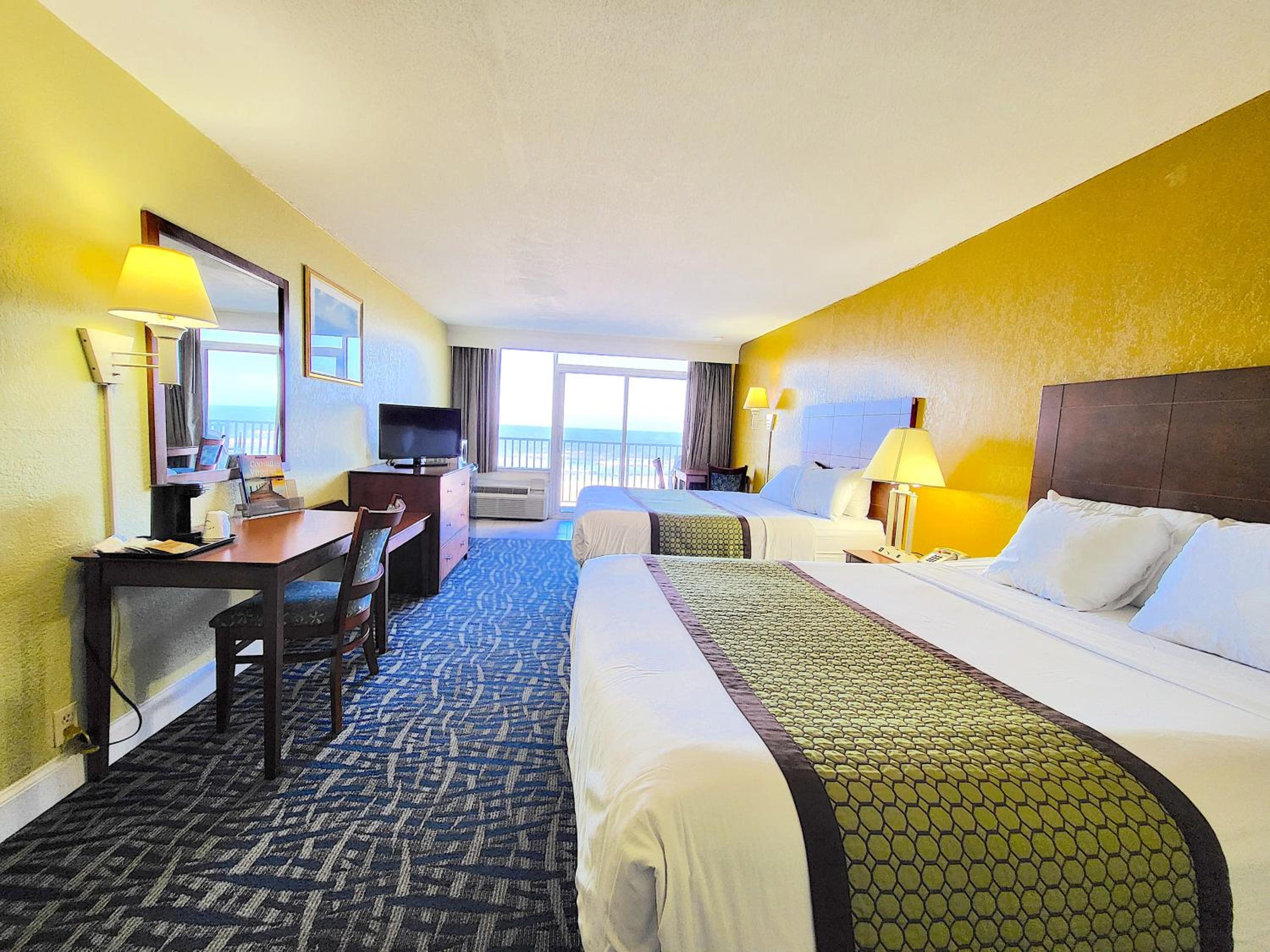 Standard Room with Two Queen Beds - Oceanfront - Balcony - Photo 5