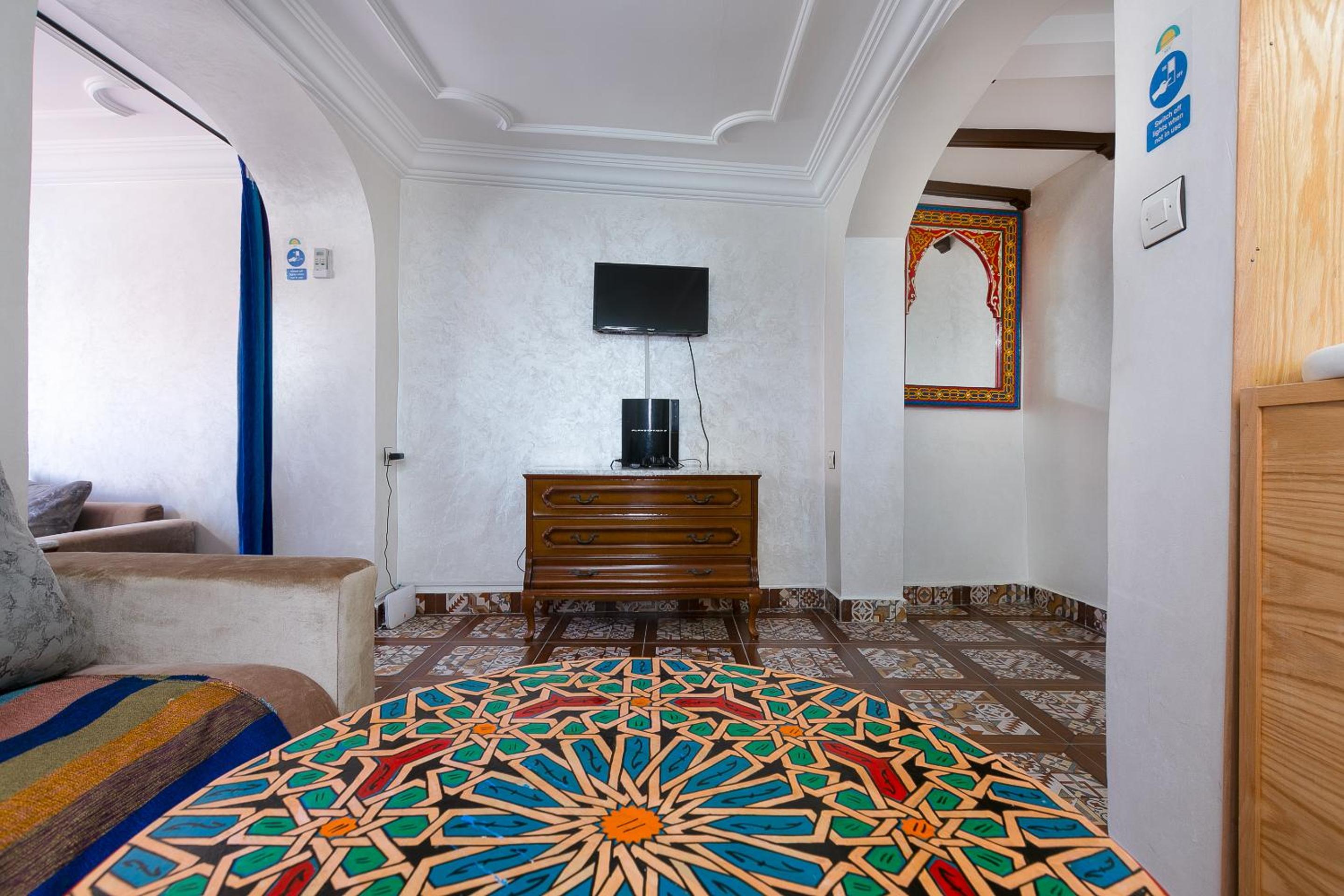 One-Bedroom Apartment - Photo 9