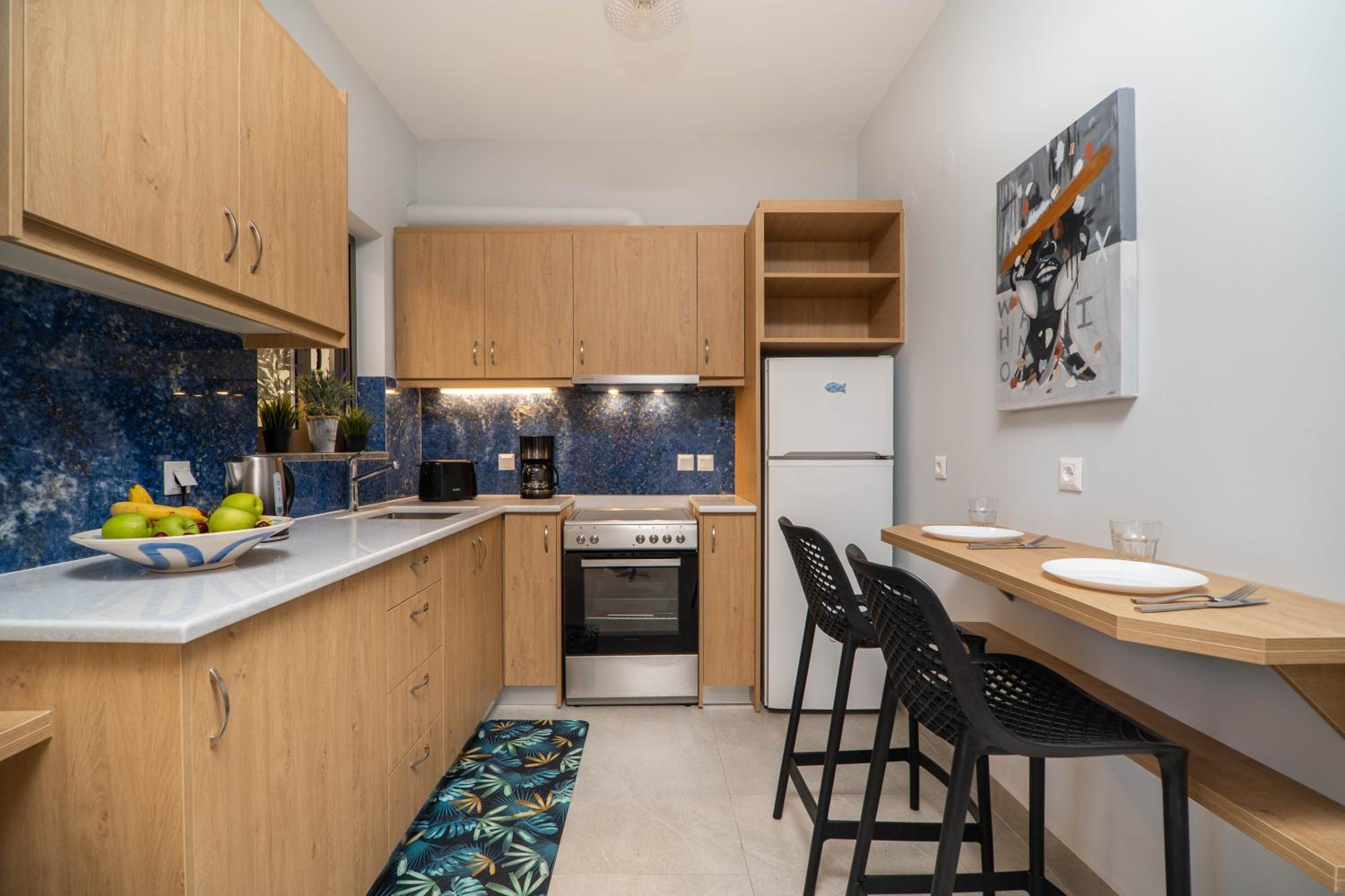 One-Bedroom Apartment photo 2