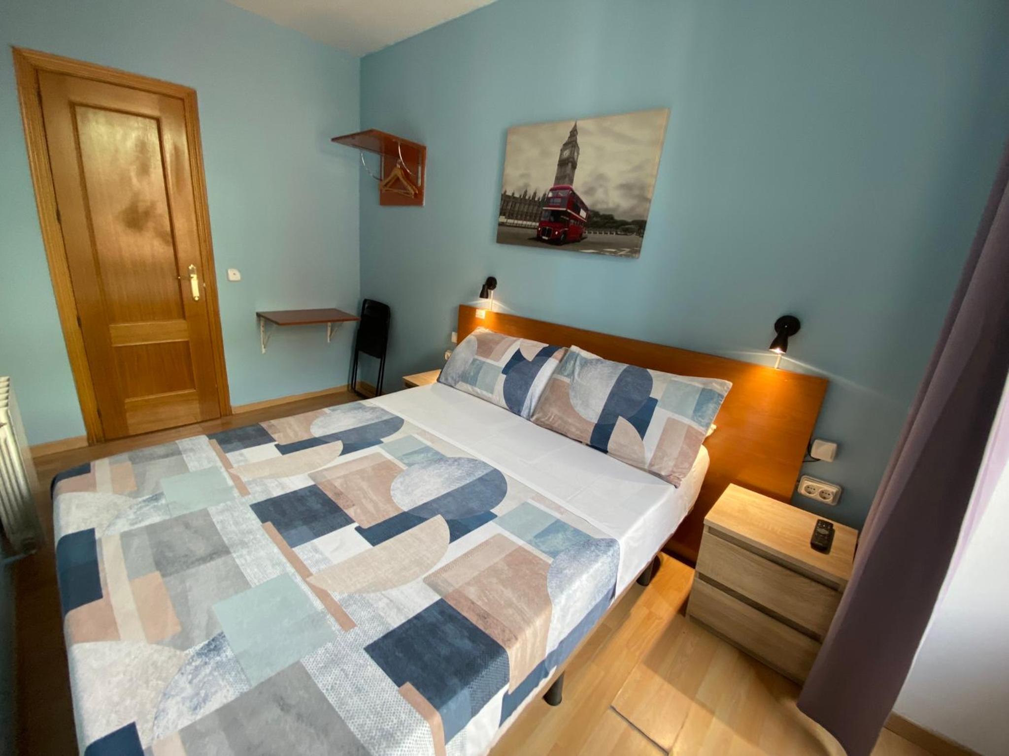 Double Room with Private Bathroom photo 3