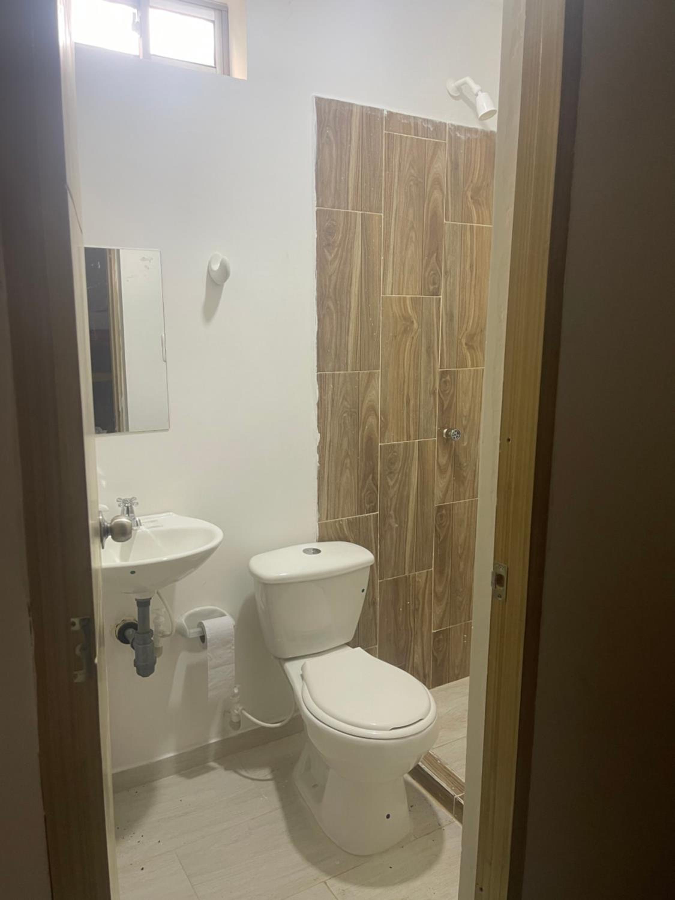 Family Room With Bathroom photo 3