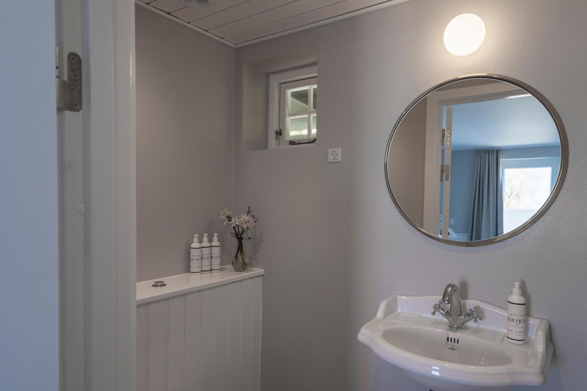 Double Room with Sea View photo 3