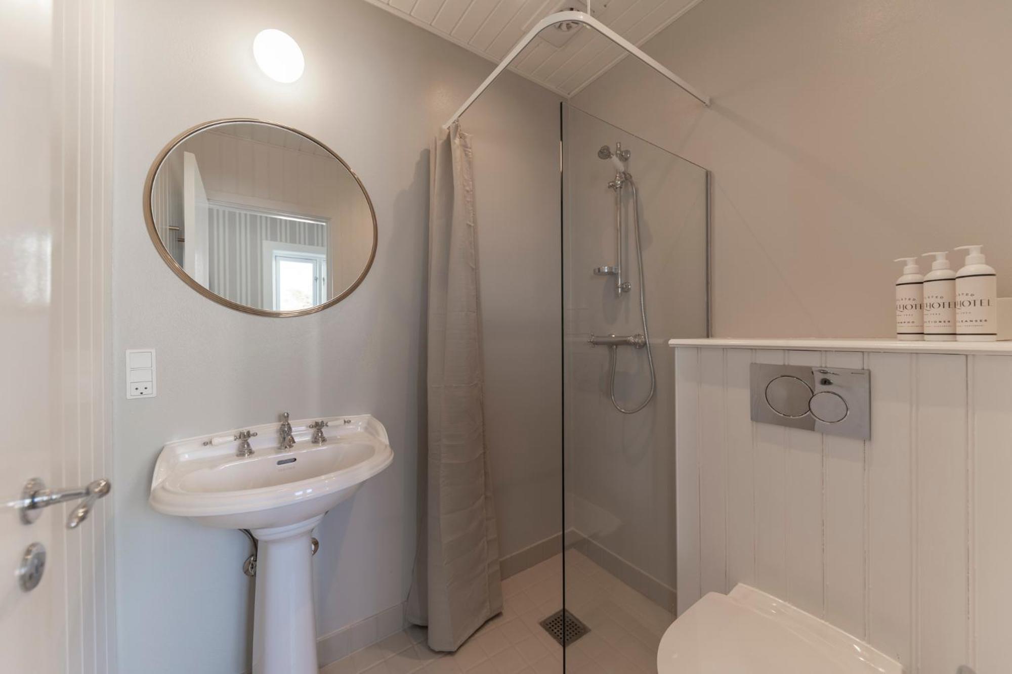 Deluxe Double Room with Sea View photo 3
