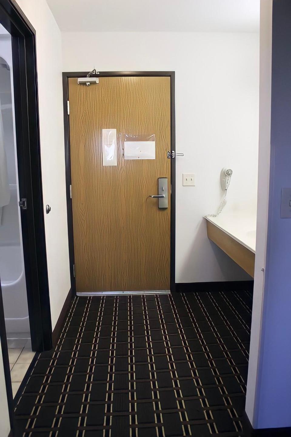AmeriVu Inn And Suites, Photo 3