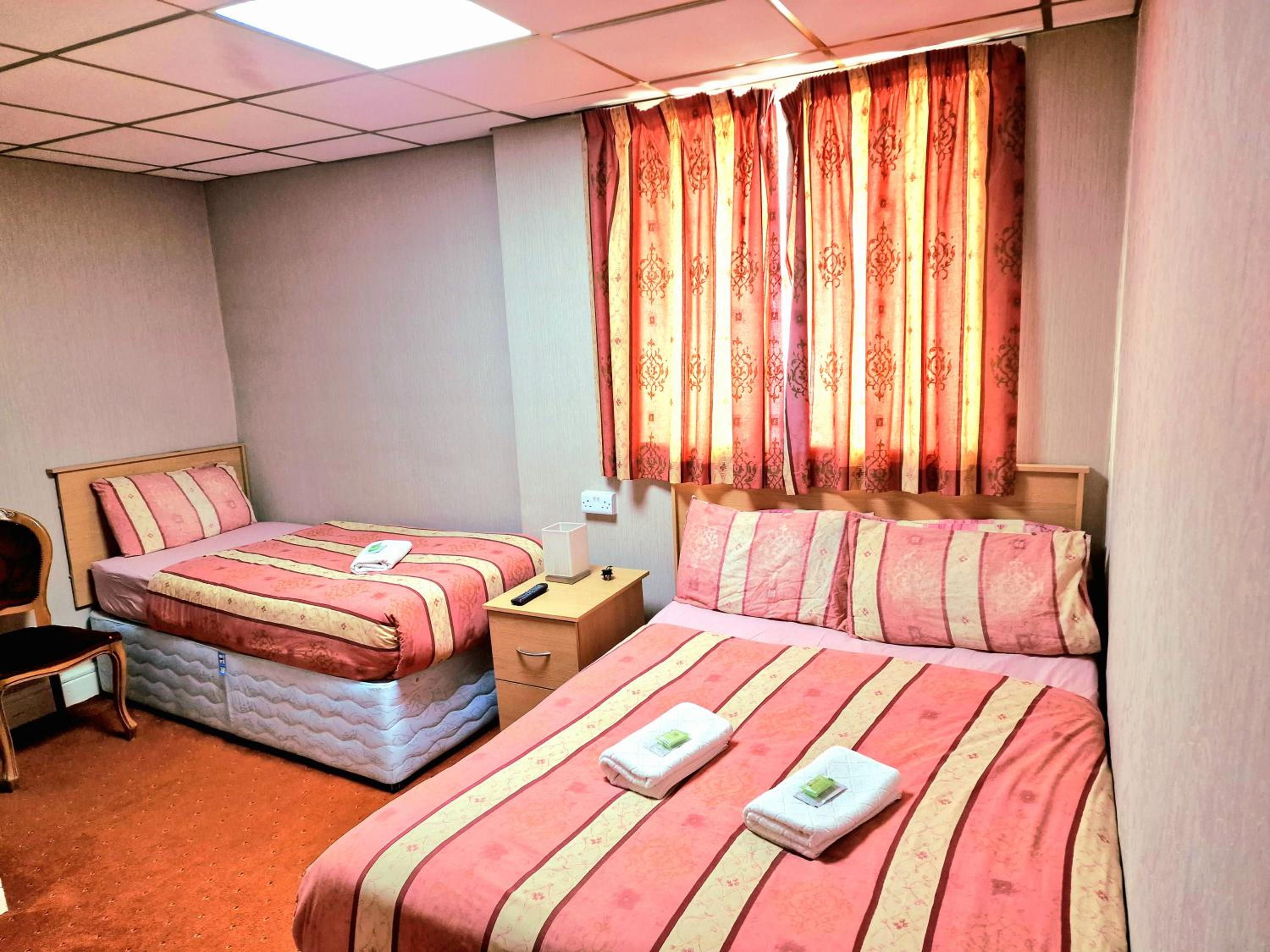 Standard Triple Room - Photo 7