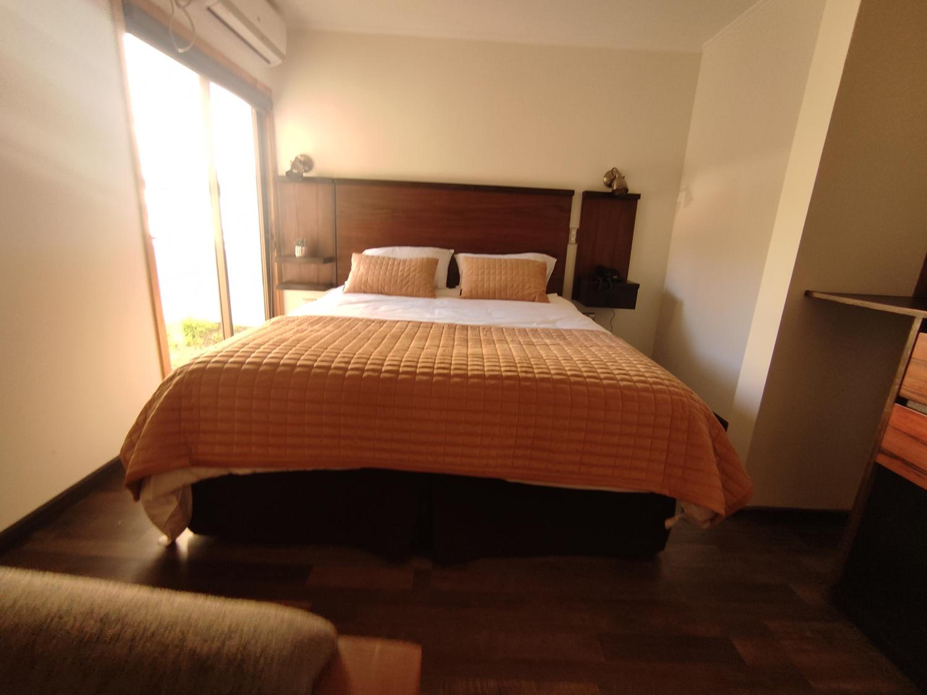 Double Room with Private Bathroom photo 2
