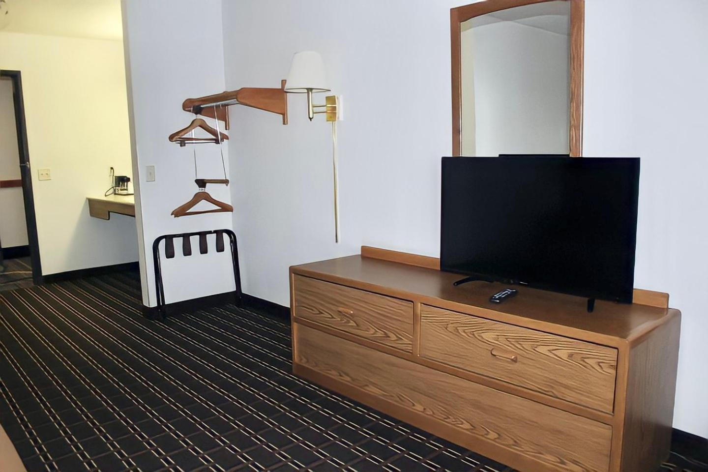AmeriVu Inn And Suites, Photo 7