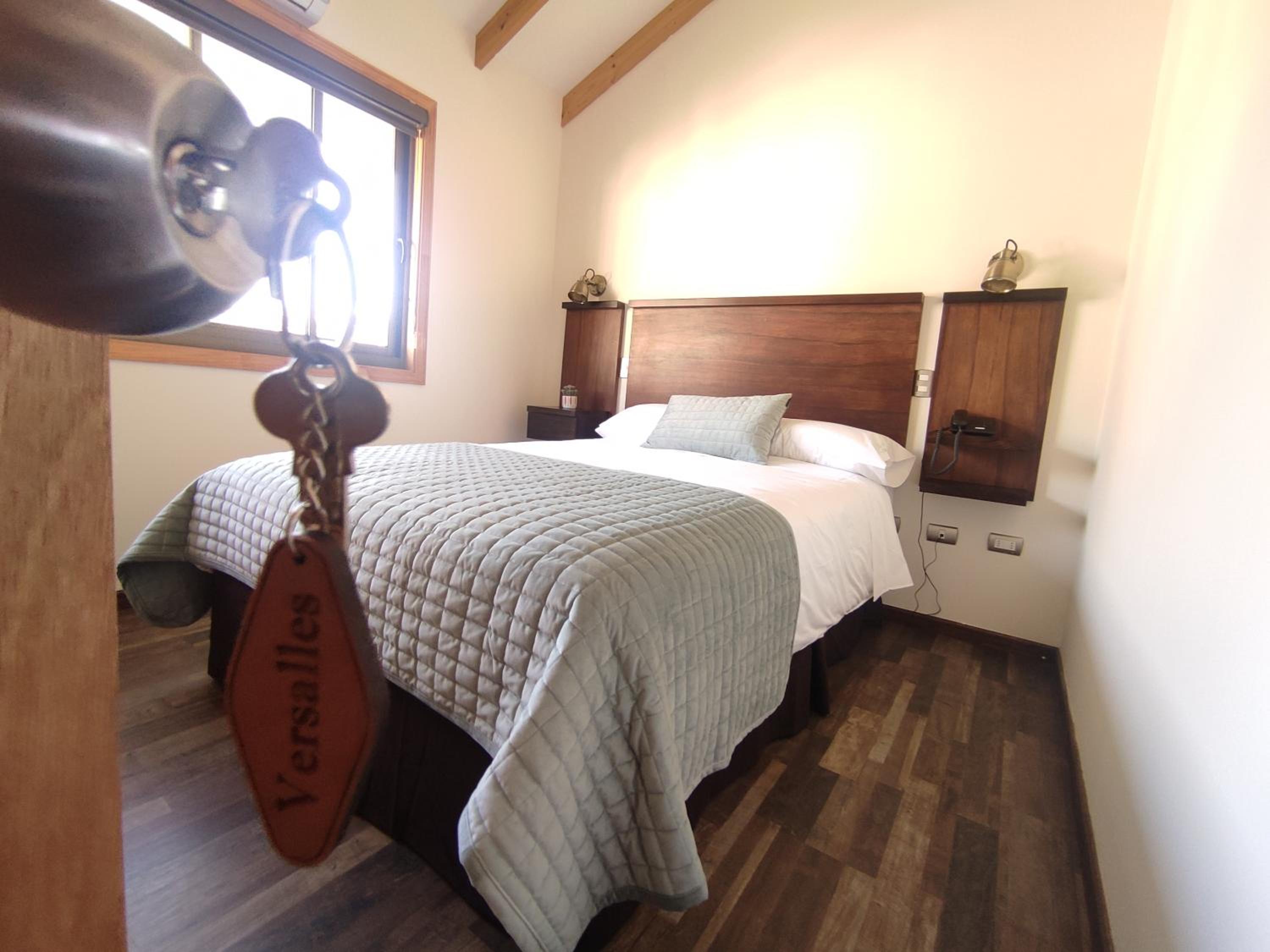 Single Room with Private Bathroom photo 1