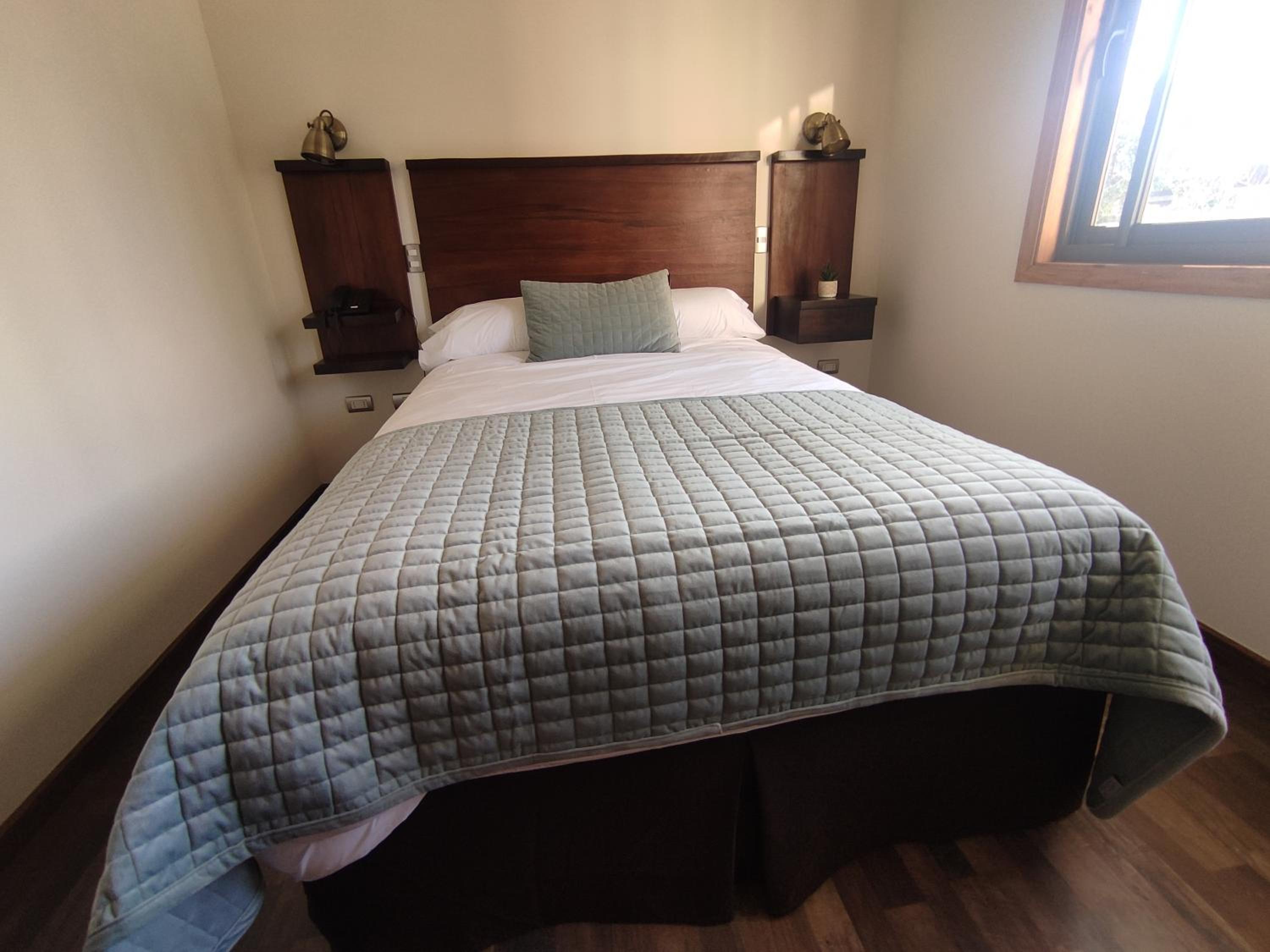 Single Room with Private Bathroom photo 3