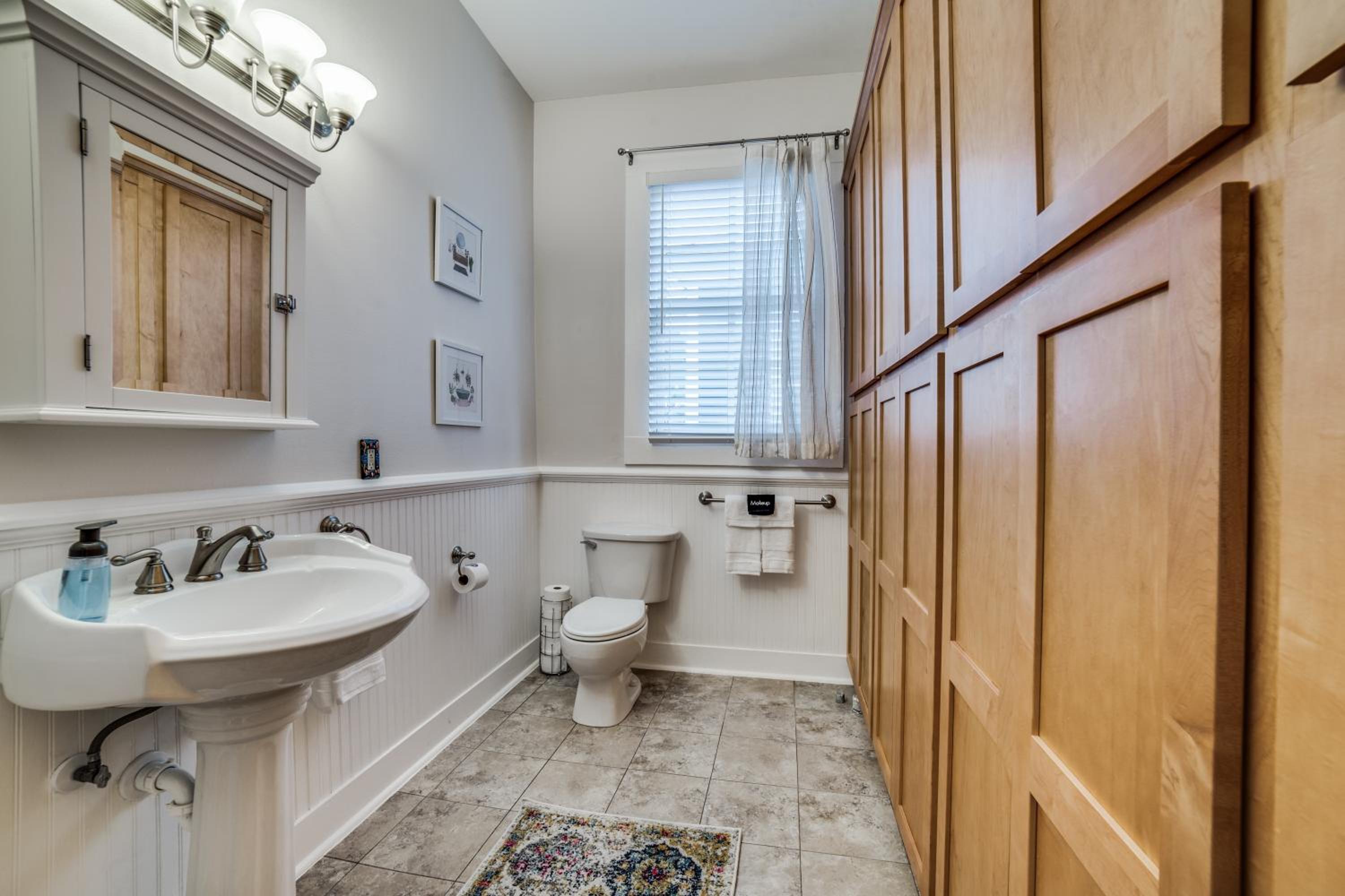 Two-Bedroom House - Photo 3