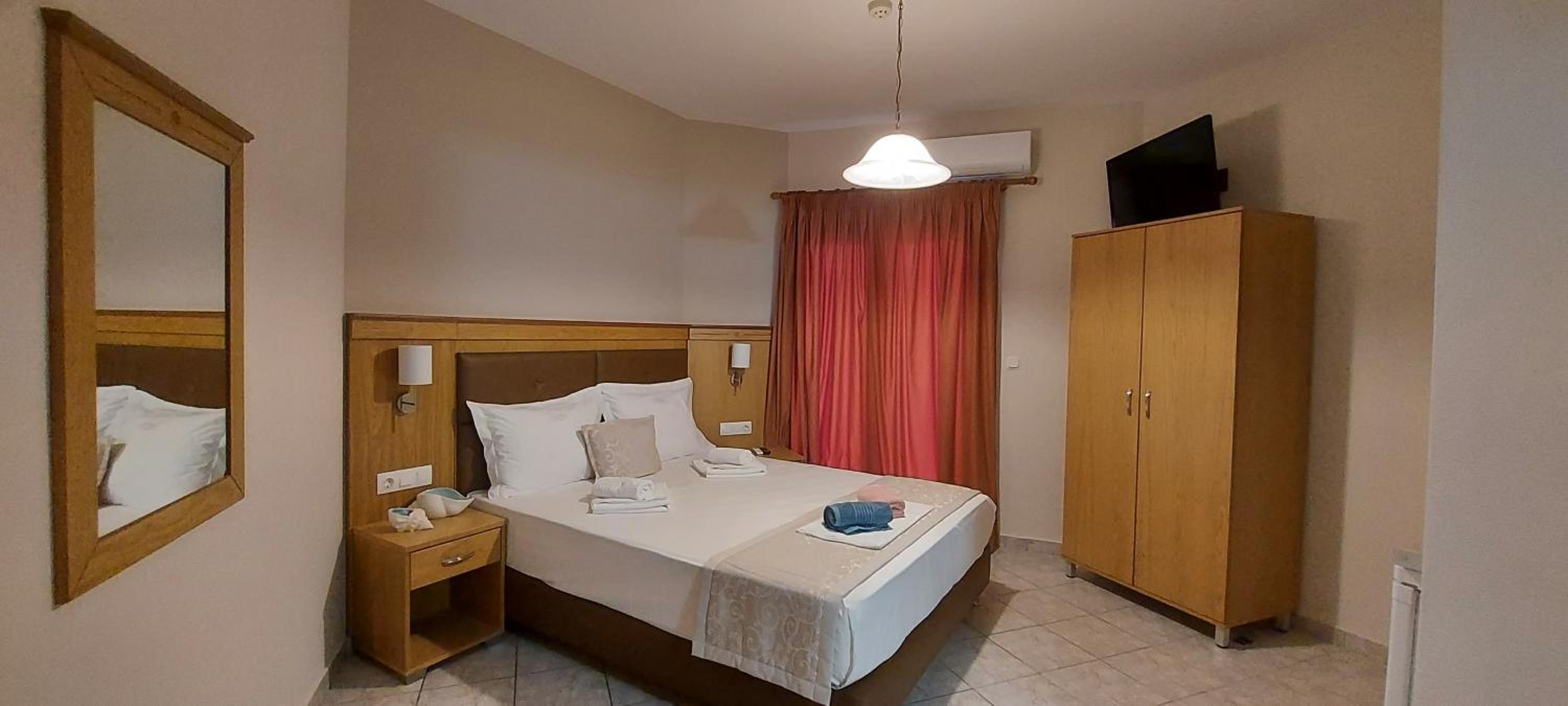 Double or Twin Room photo 2