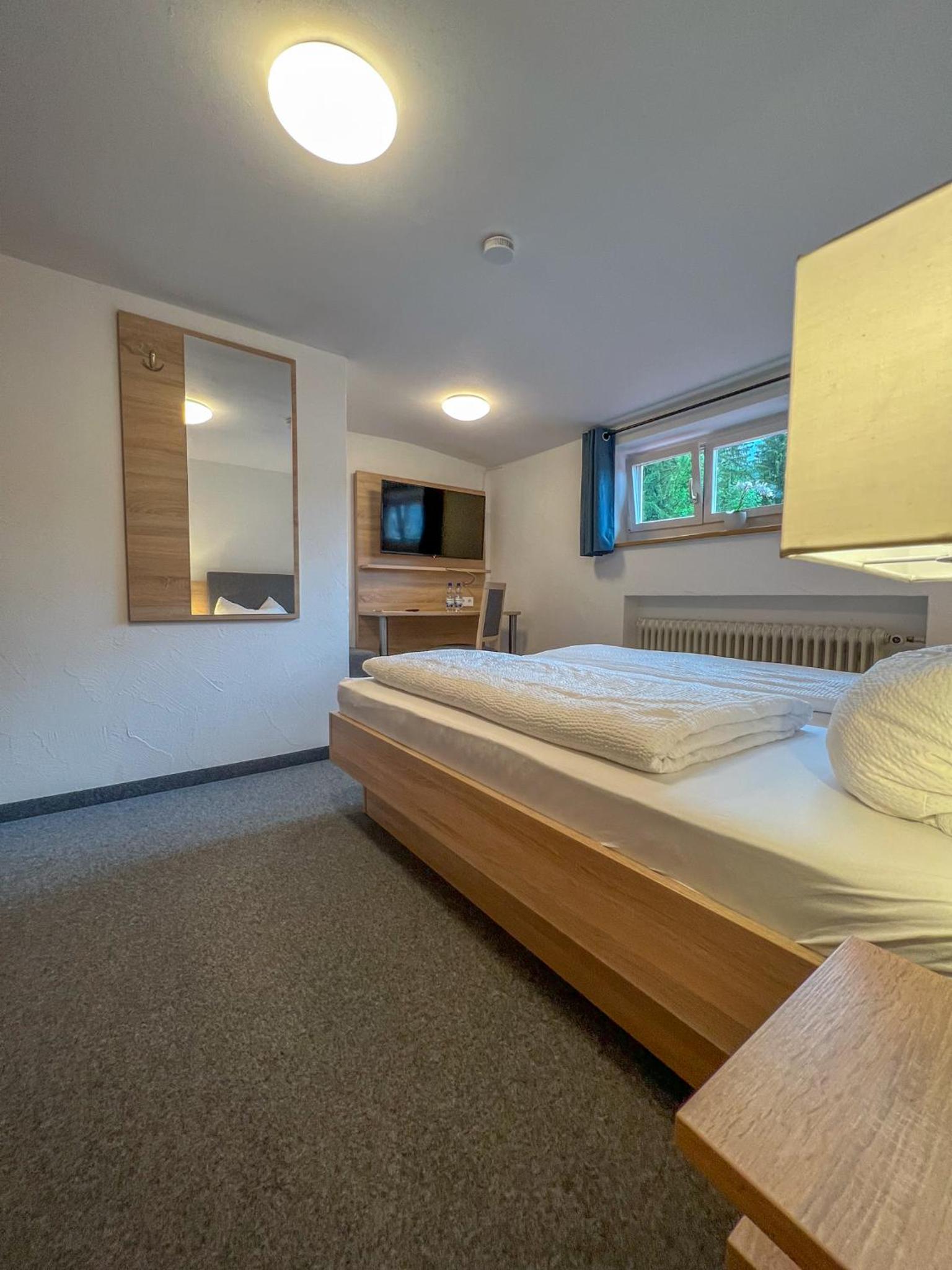 Double Room with Private Bathroom photo 2