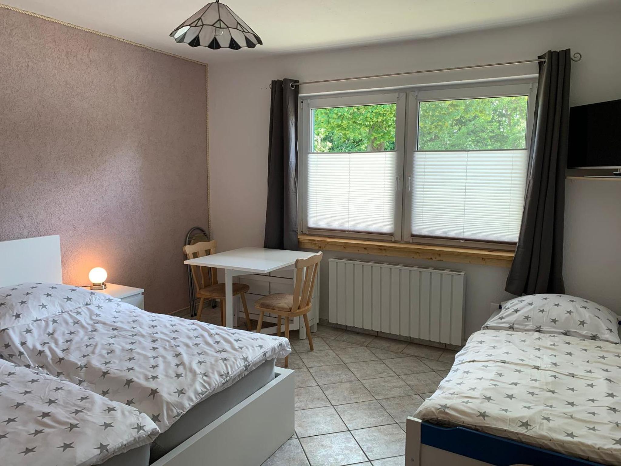 One-Bedroom House photo 1