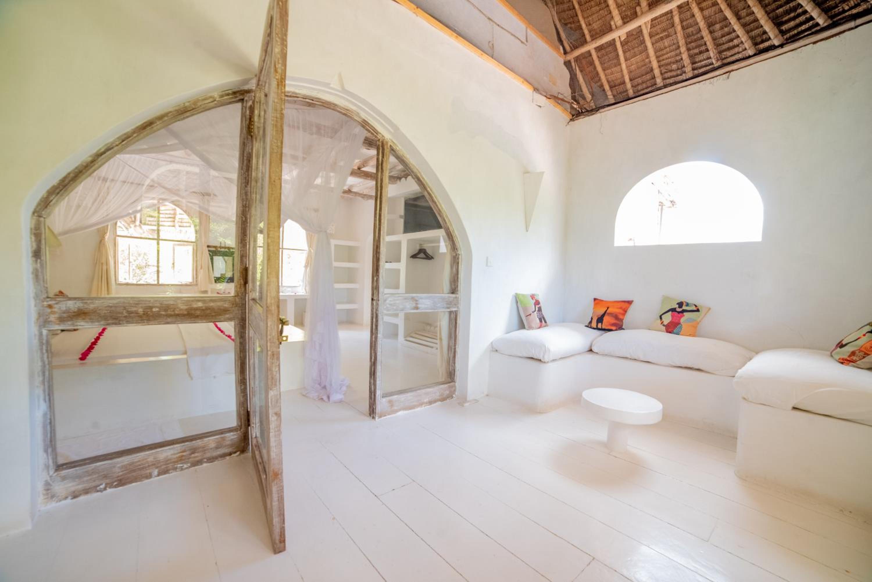 Master Suite with Ocean and Pool View photo 3