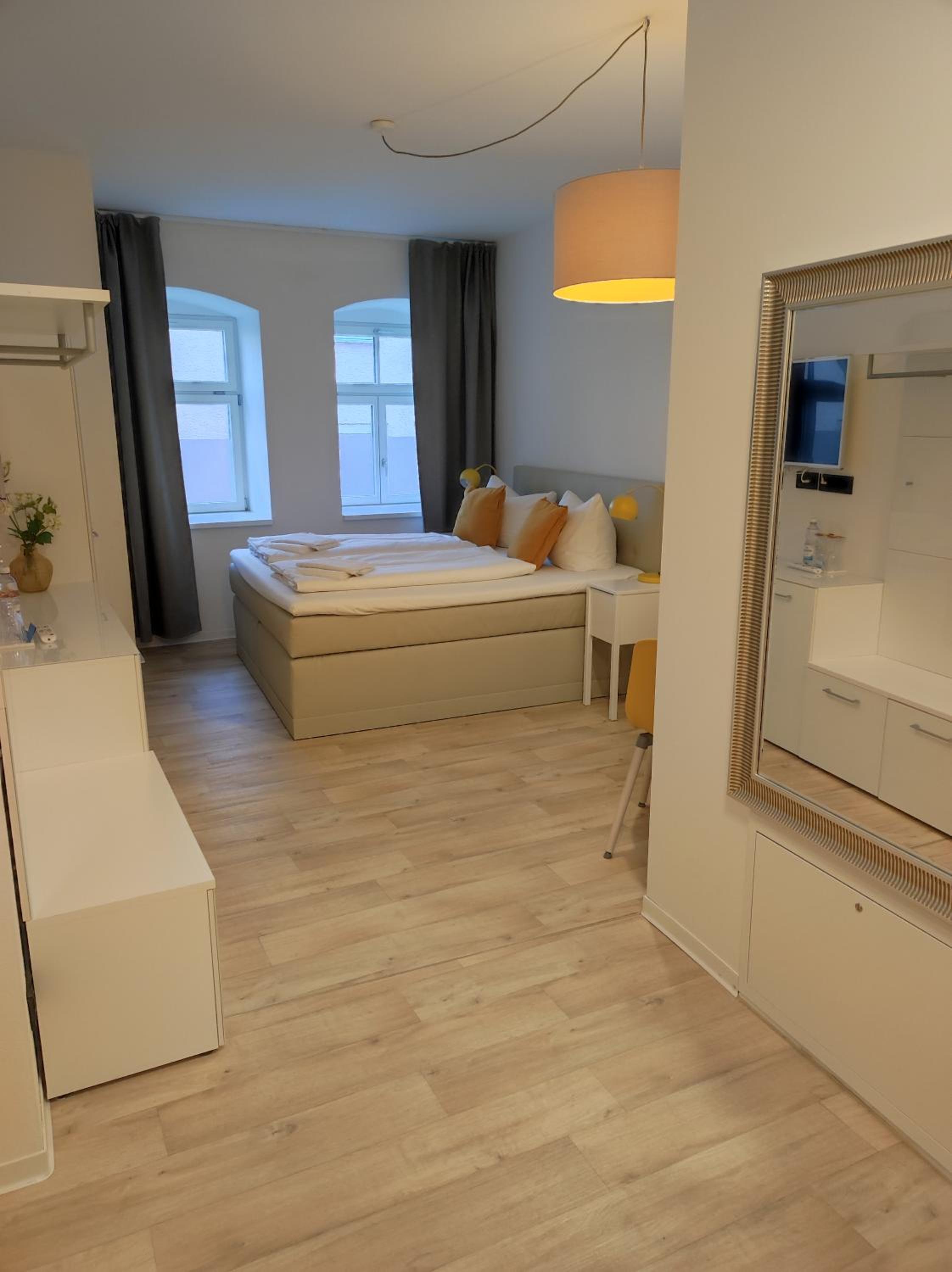 Apartment - Ground Floor - Photo 1