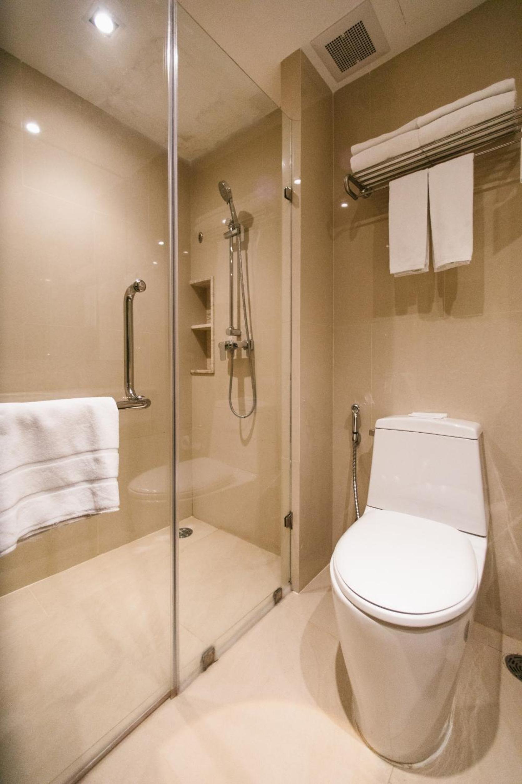 Superior Double or Twin Room with City View Superior Double or Twin Room with City View