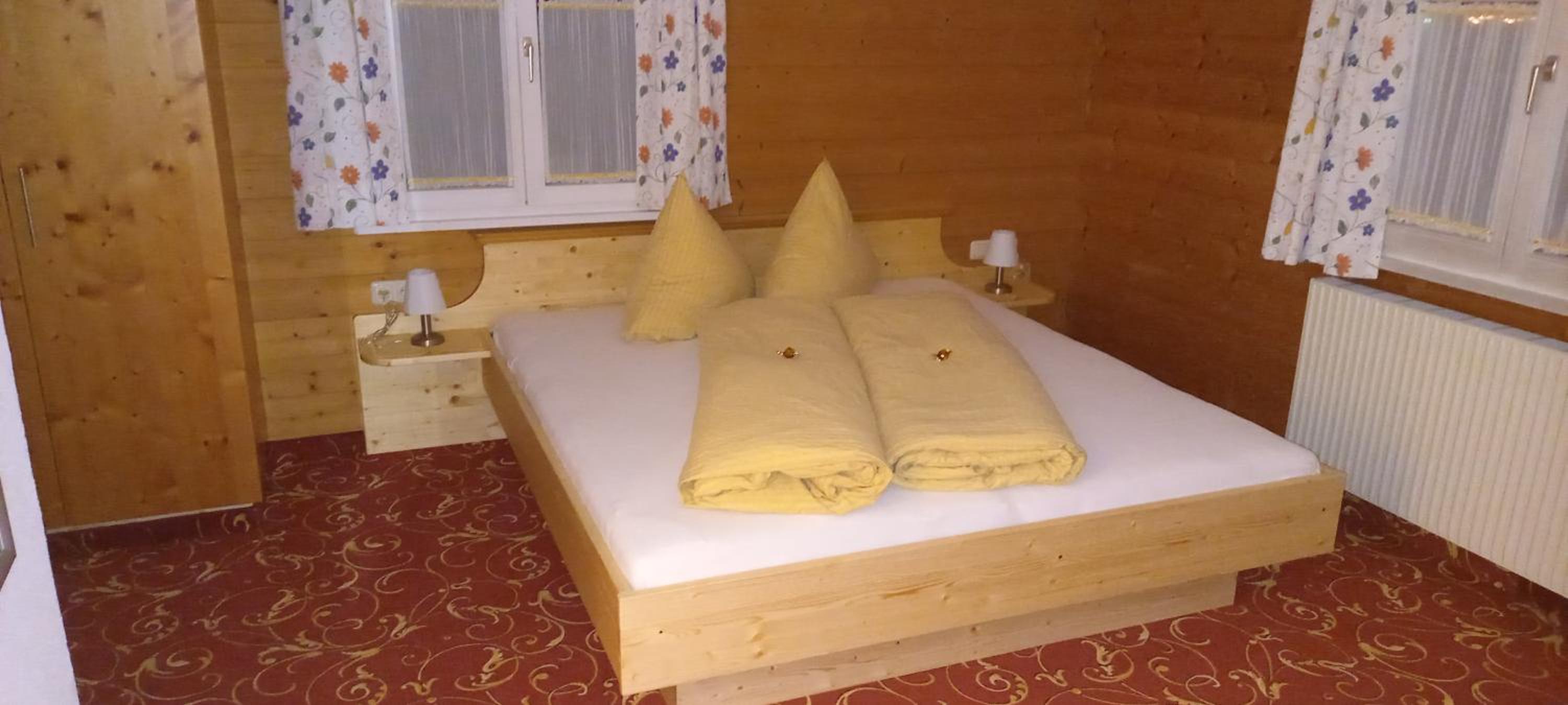 Quadruple Room with Private Bathroom photo 1