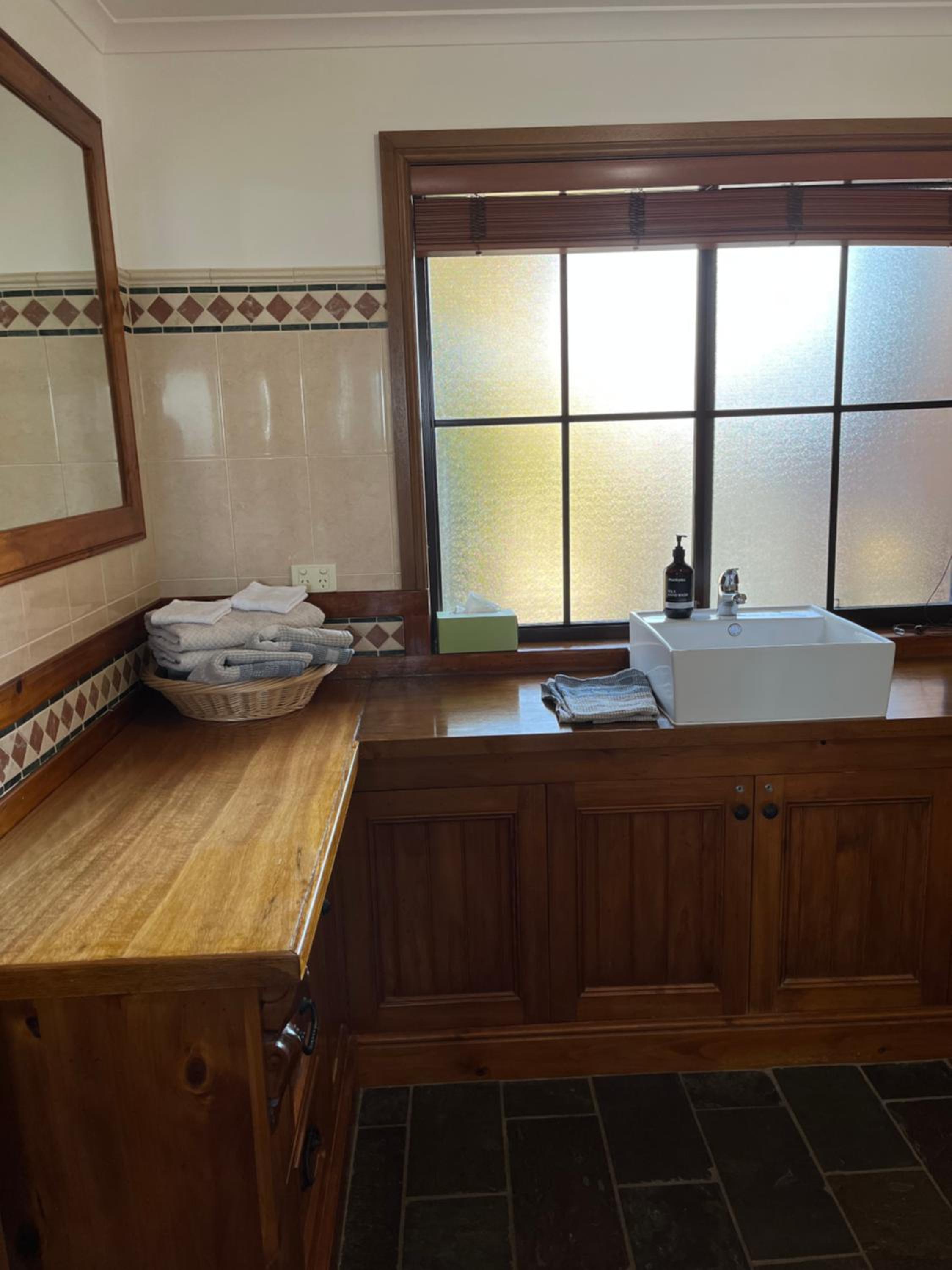 One-Bedroom Apartment - Photo 16