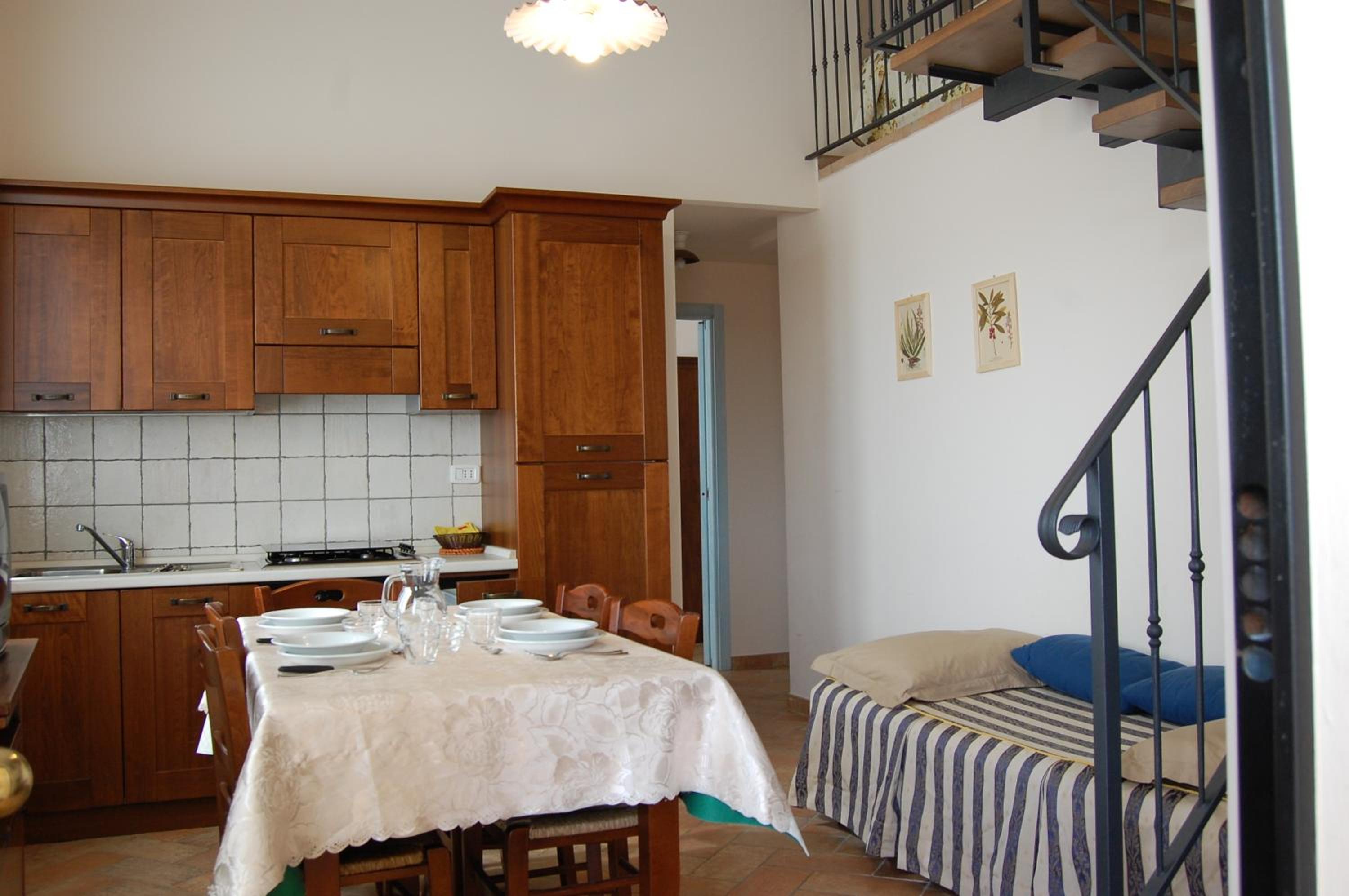 Two-Bedroom Apartment with View photo 3