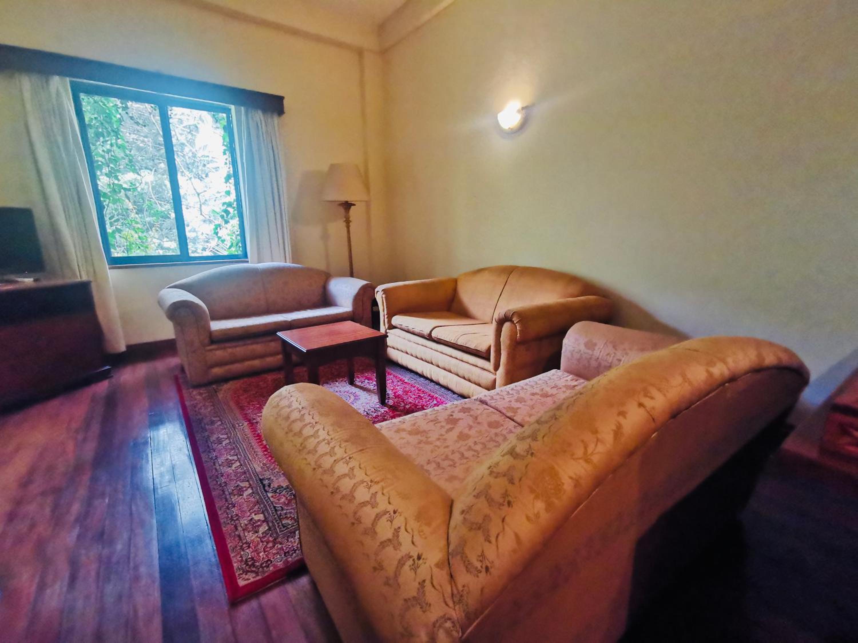 Executive Suite