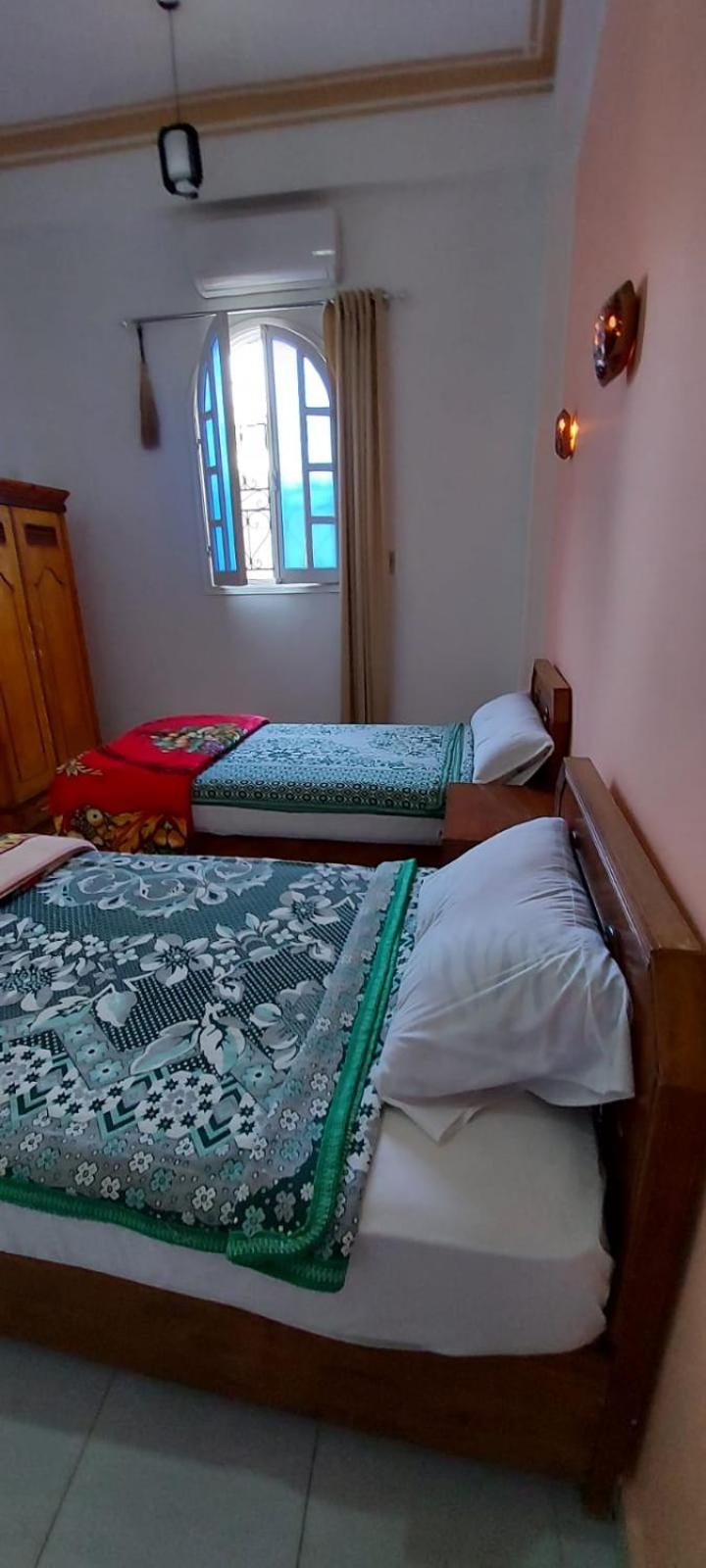 Two-Bedroom Apartment - Photo 19