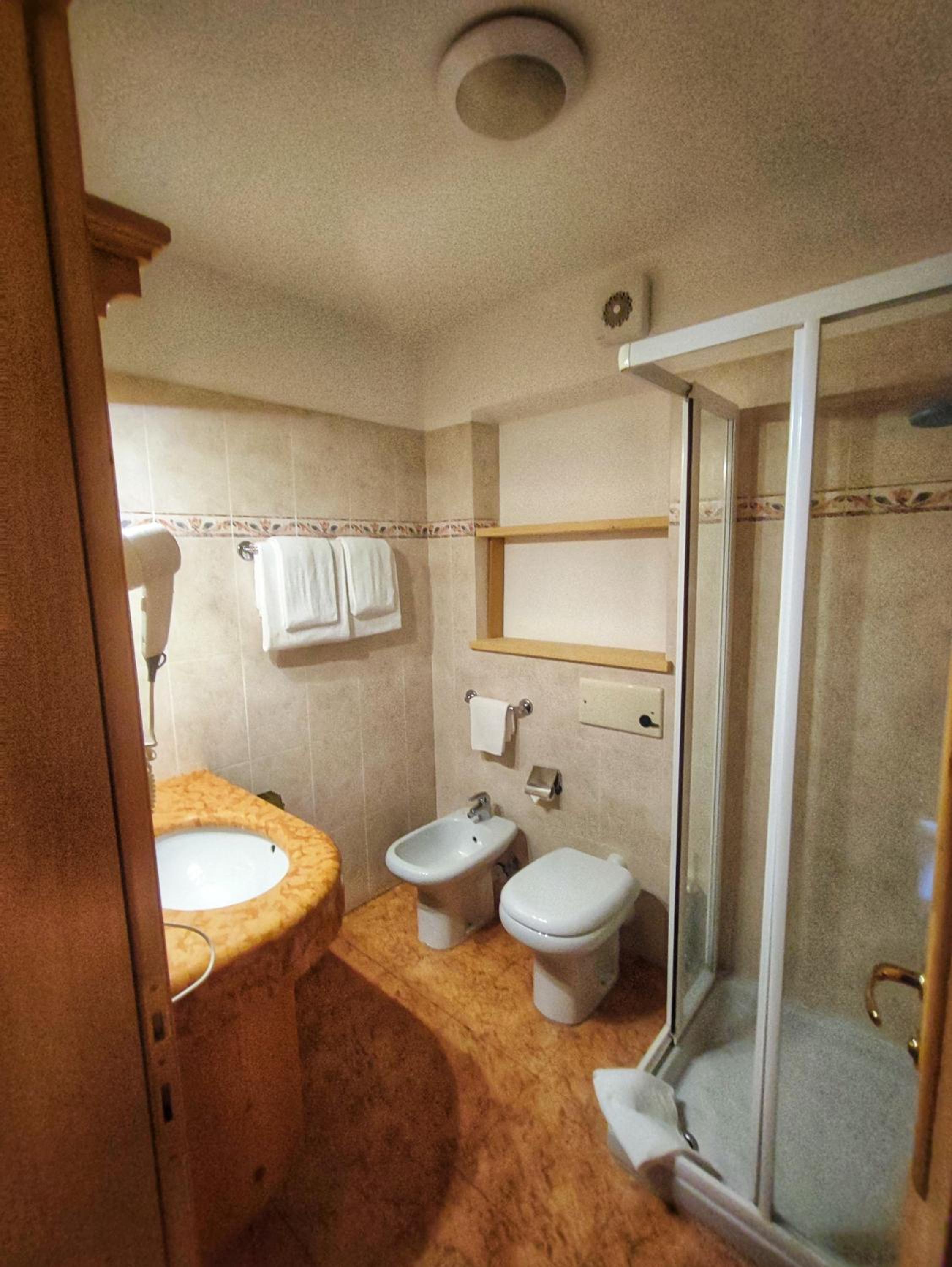 Comfort Quadruple Room - Photo 2