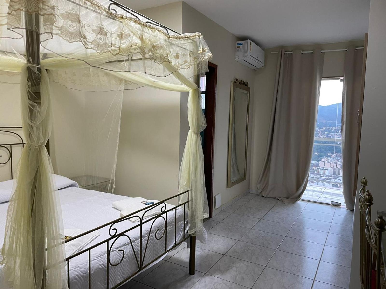 Double Room with Patio photo 3
