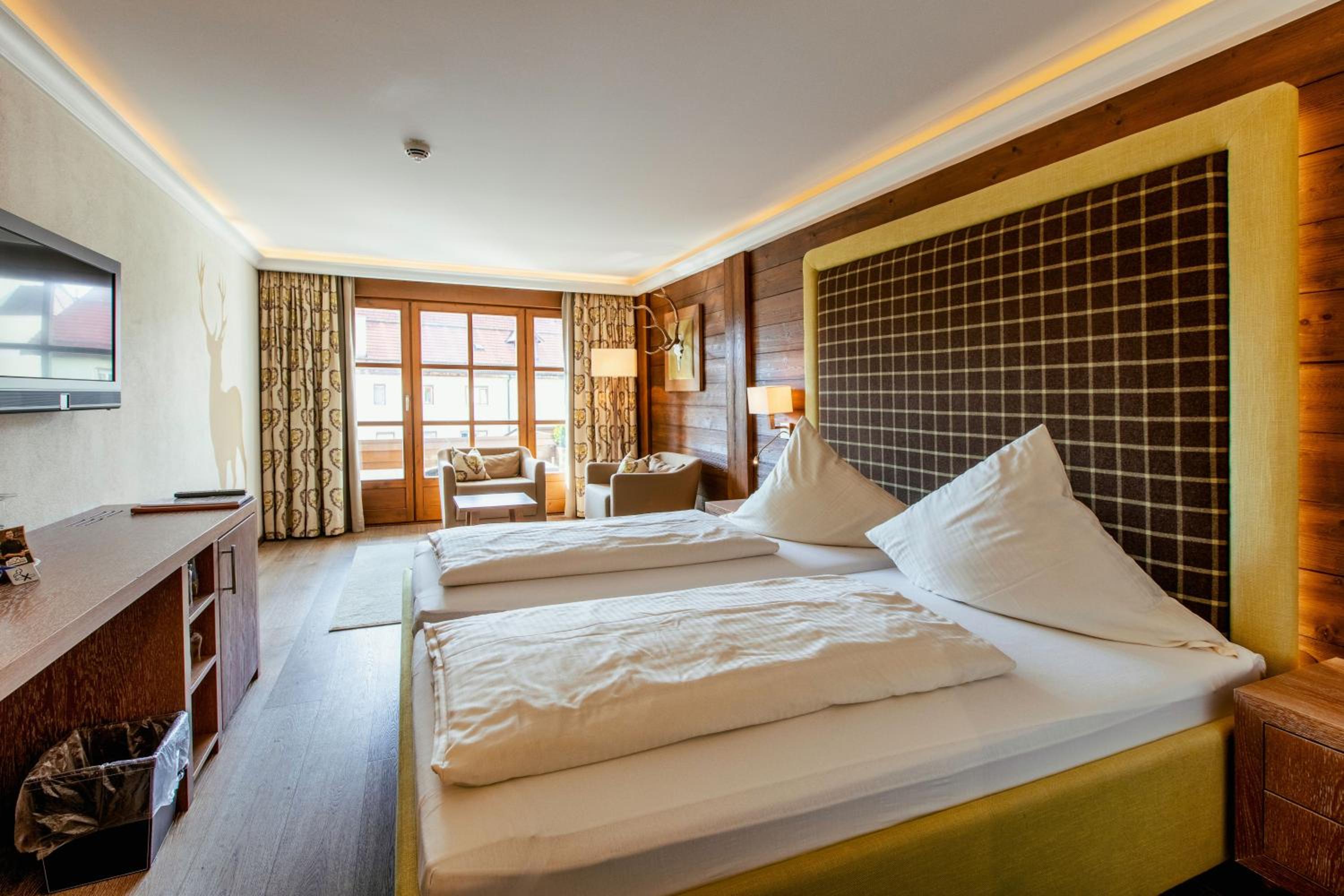 Double Room - Photo 8