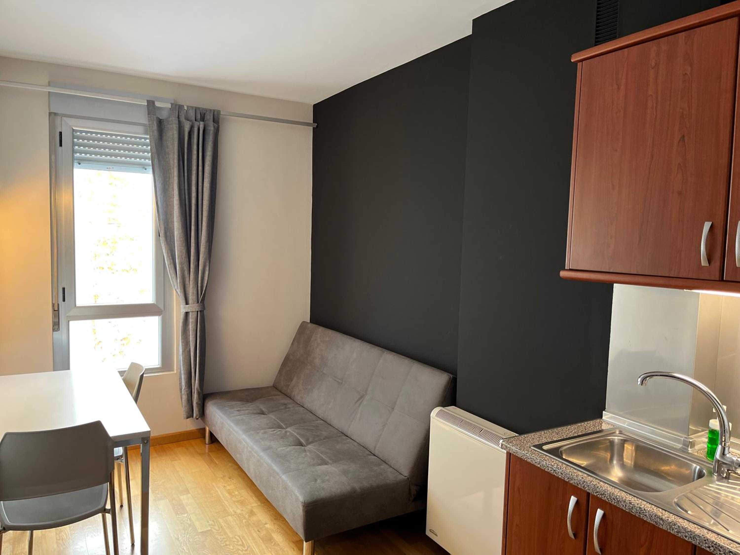 Apartamento grande de dos habitaciones