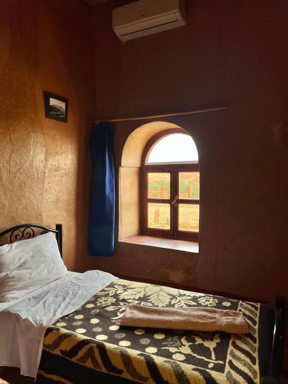 Quadruple Room with Private Bathroom - Photo 1