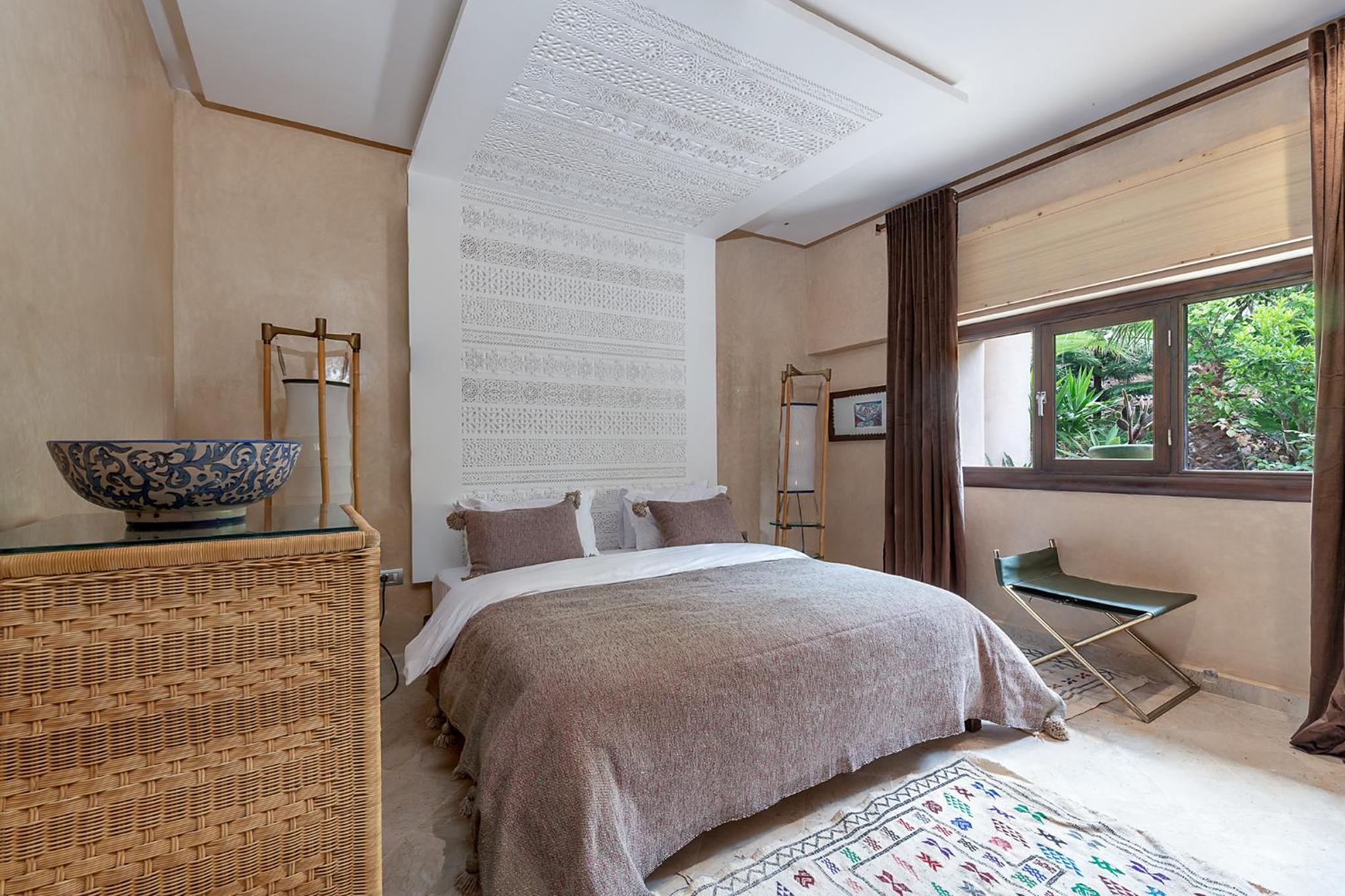Double Room with Private Bathroom - Photo 6