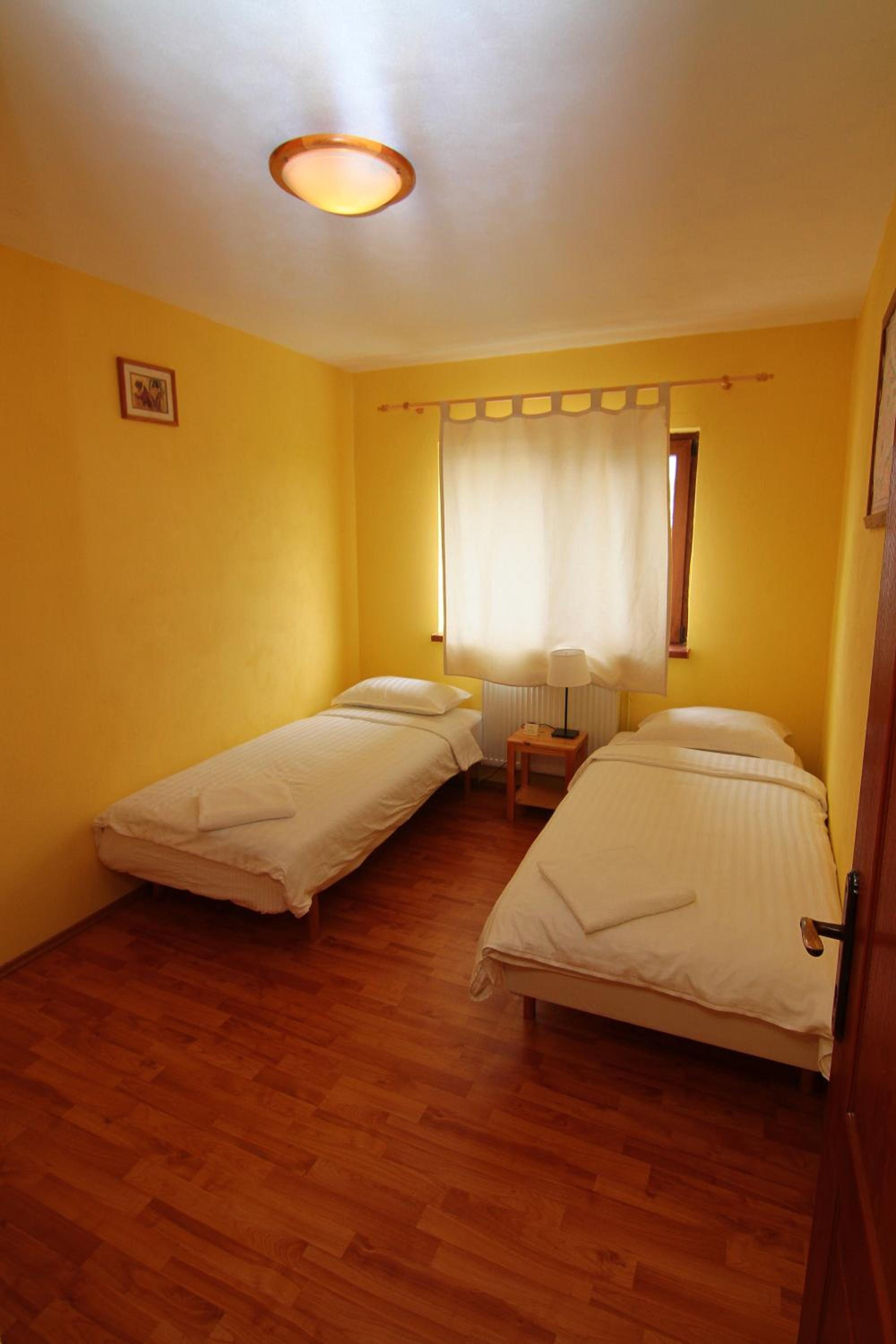 Double Or Twin Room With Private Bathroom photo 3