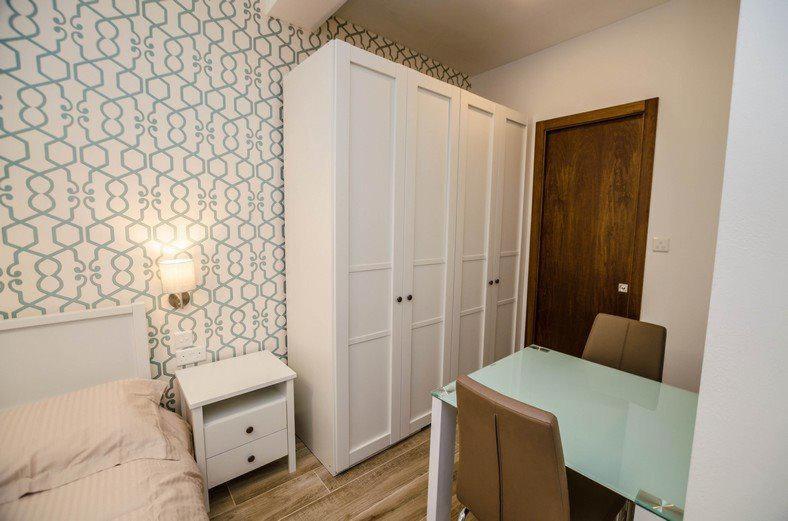 One-Bedroom Apartment - Photo 10