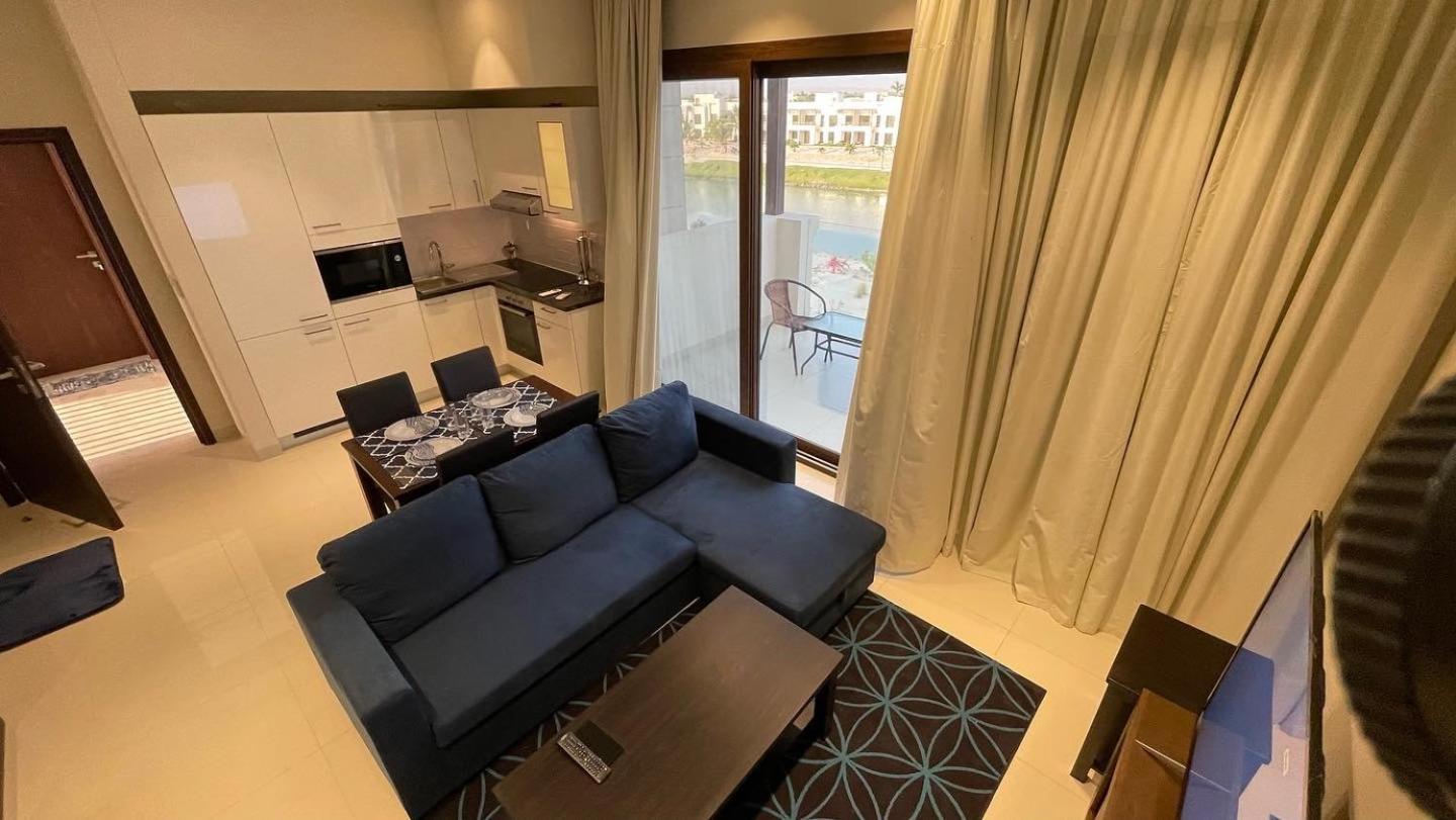 Apartment With Lake View photo 2