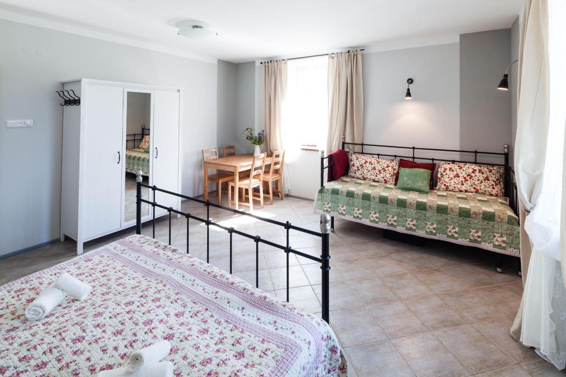 Classic Quadruple Room photo 1