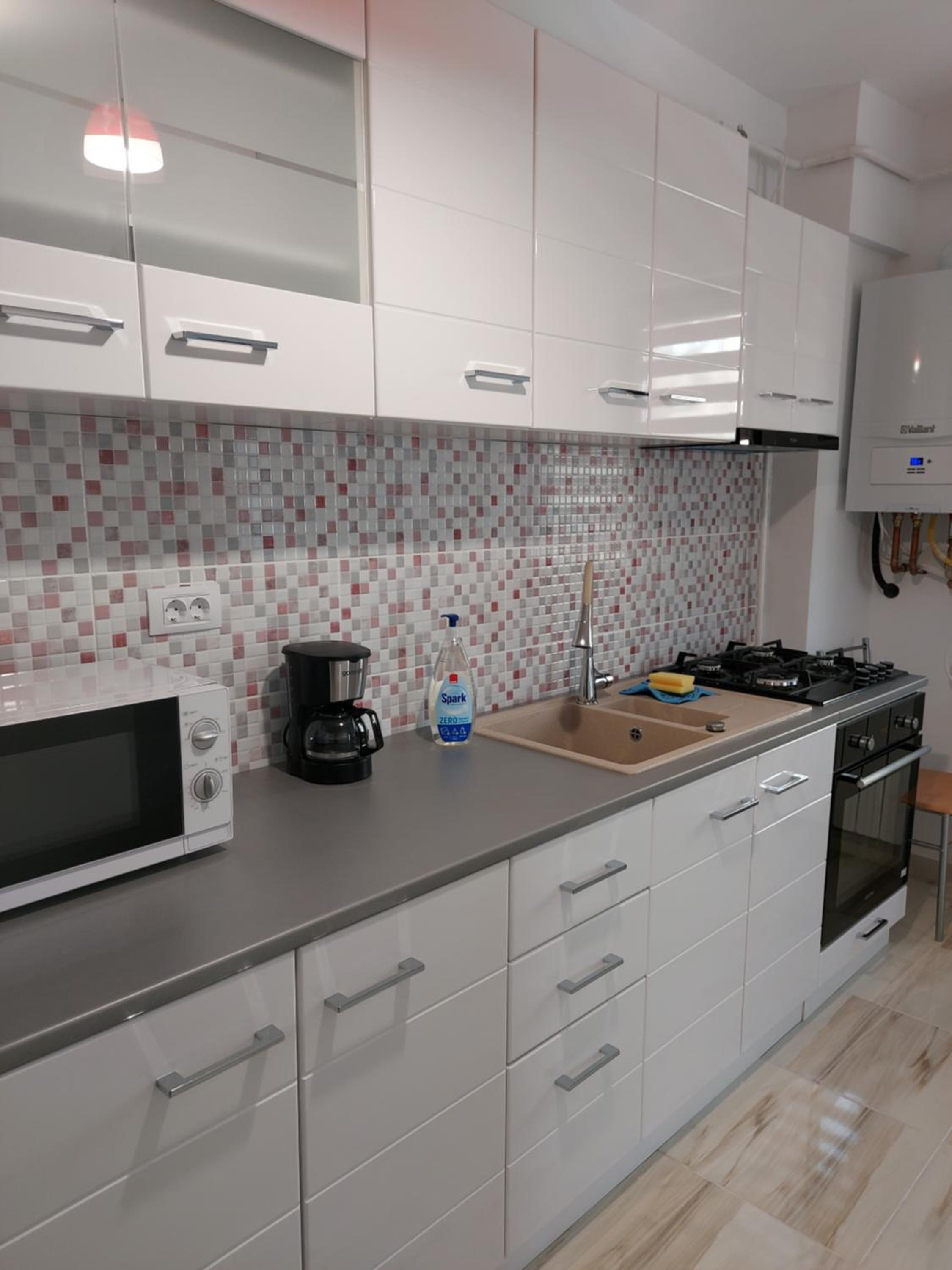 One-Bedroom Apartment - Photo 10