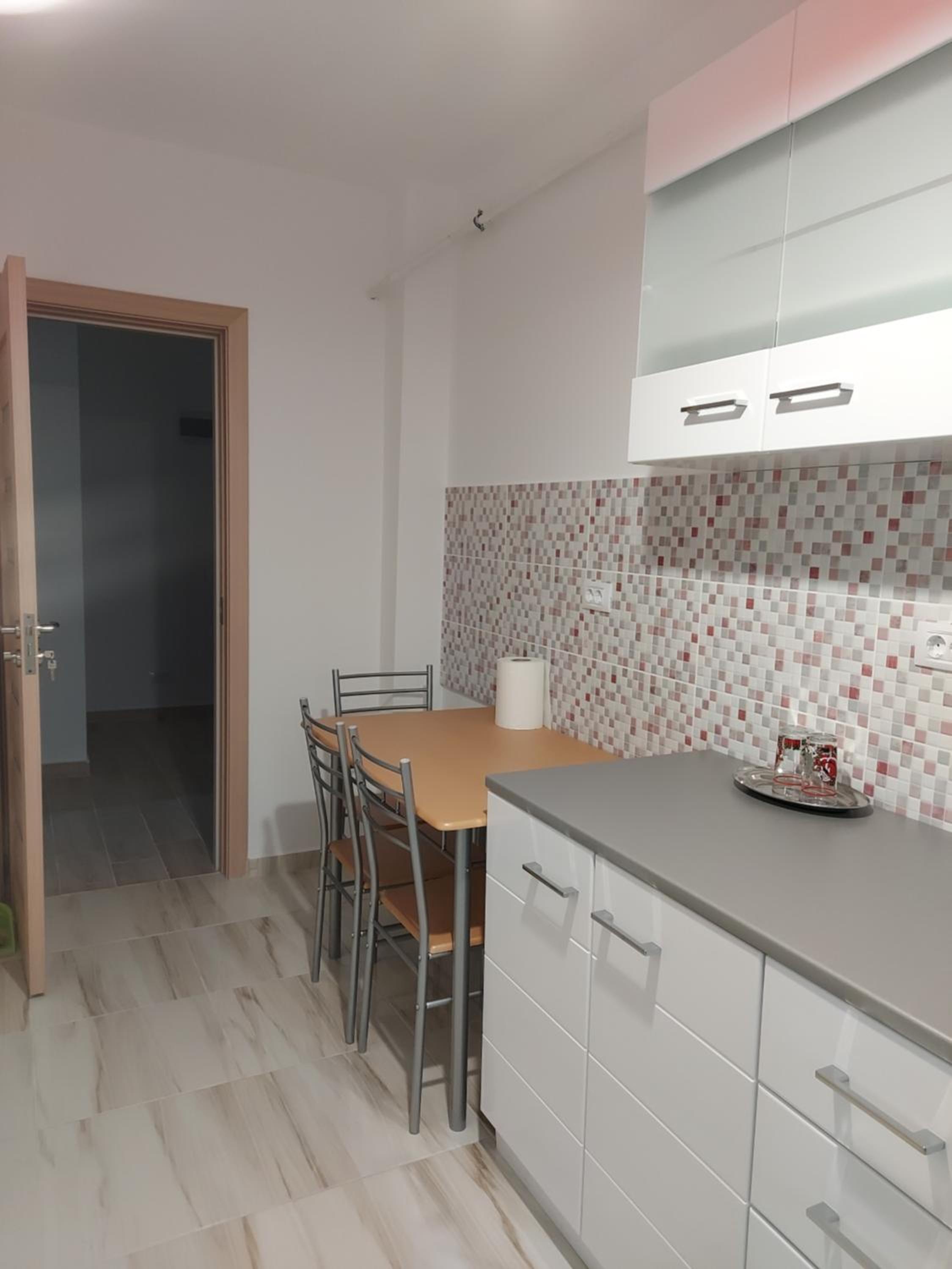 One-Bedroom Apartment - Photo 20