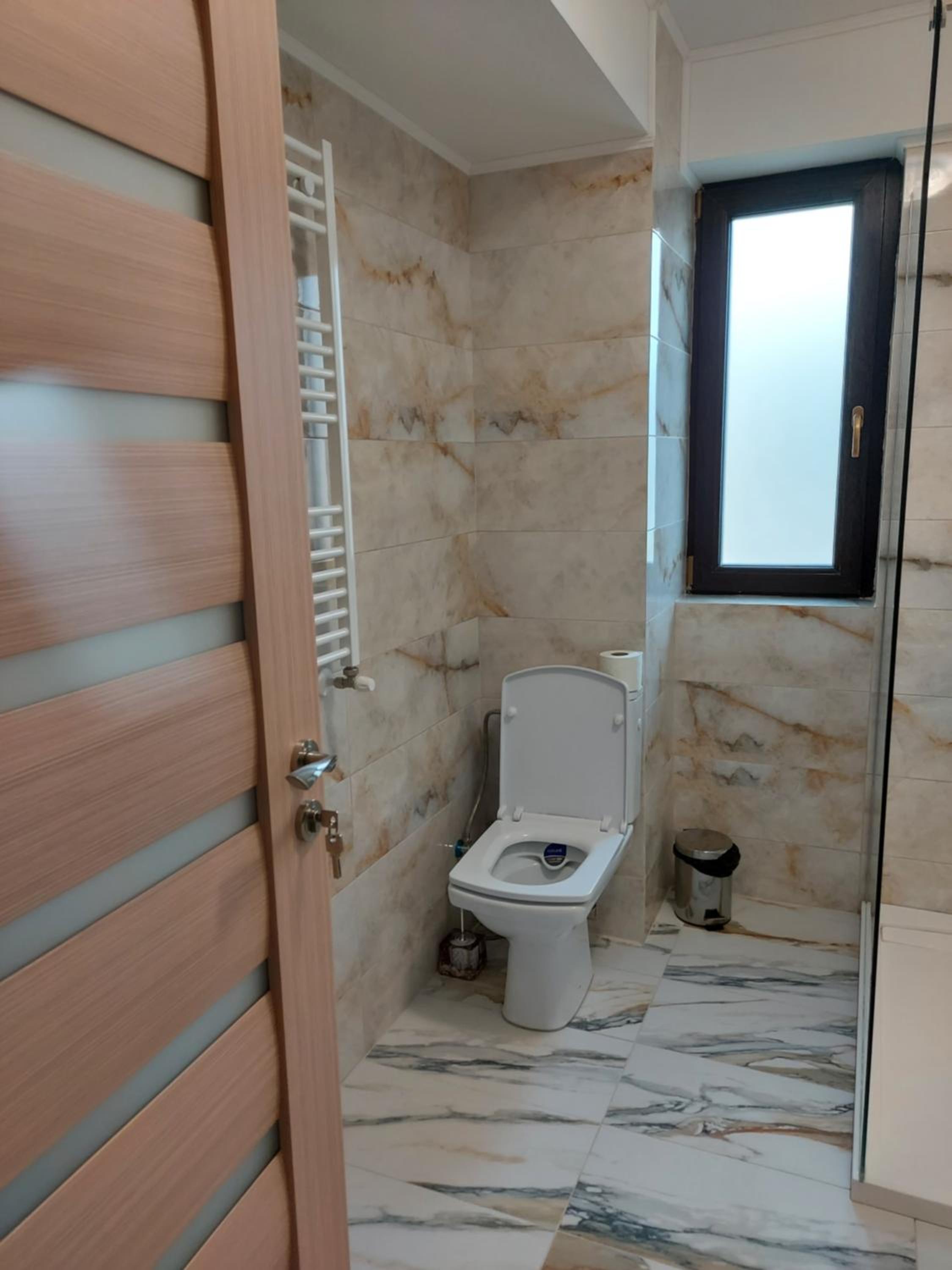 One-Bedroom Apartment - Photo 40