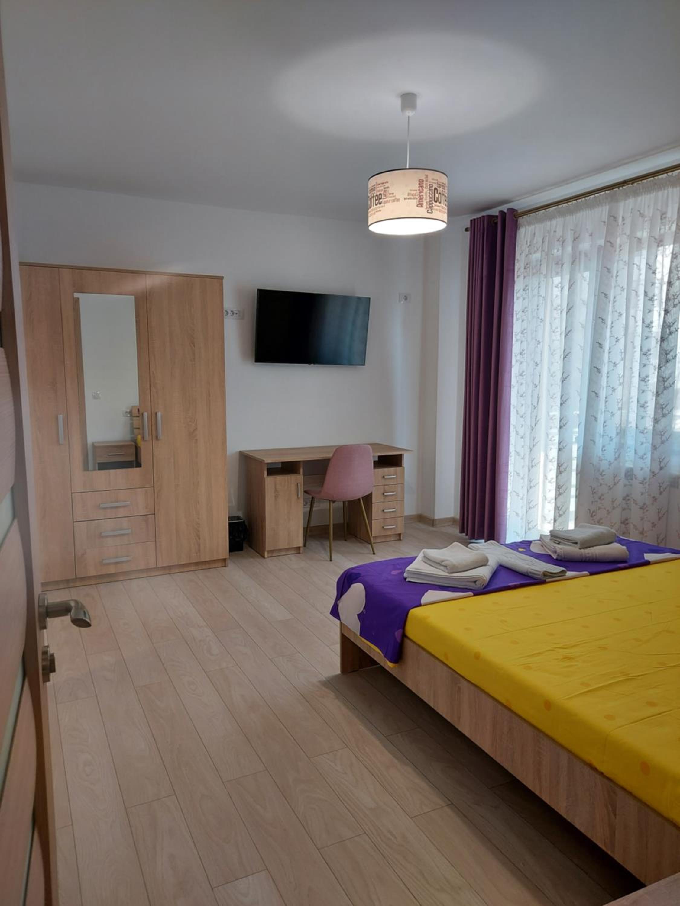 One-Bedroom Apartment - Photo 44