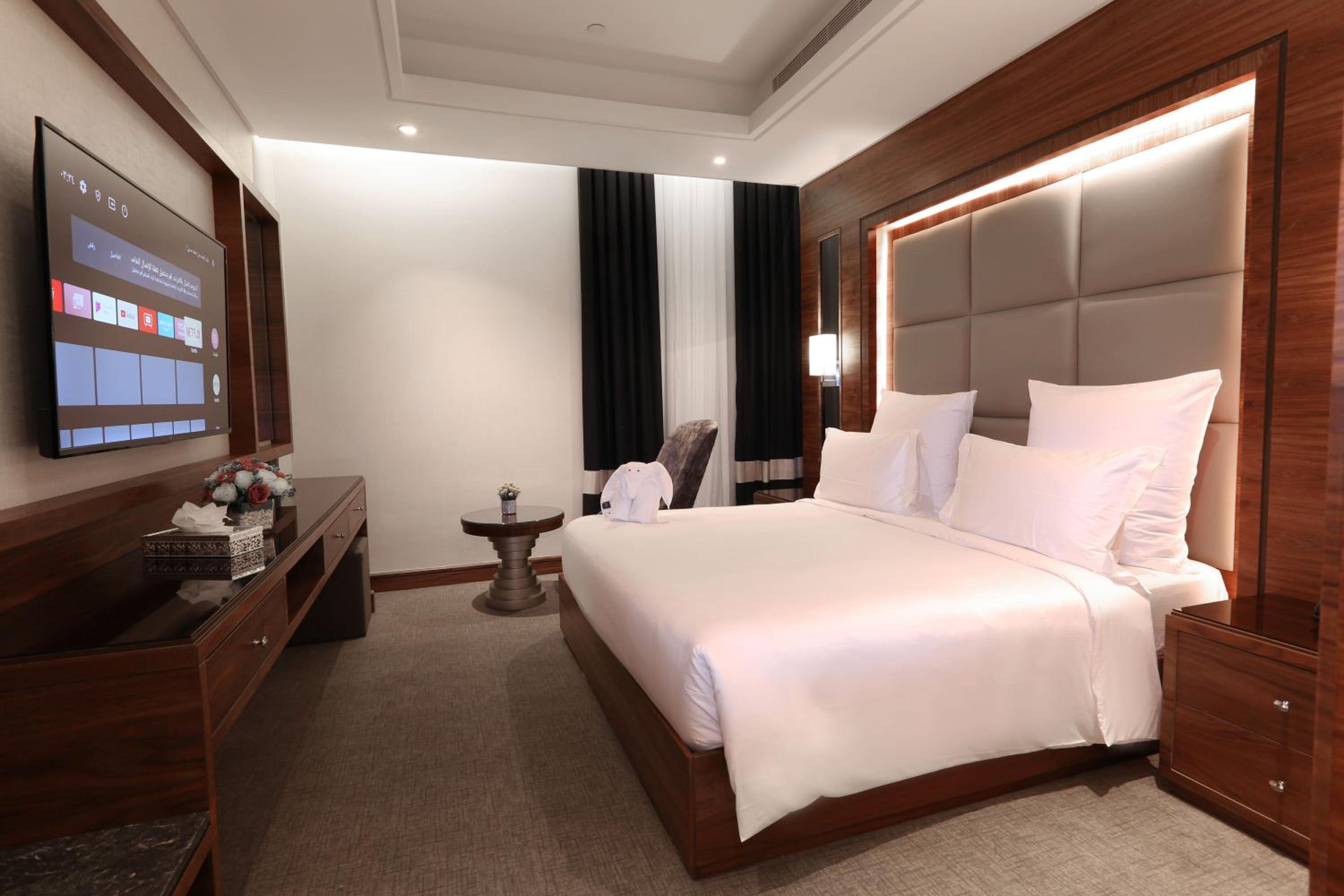 Royal Suite - Photo 6
