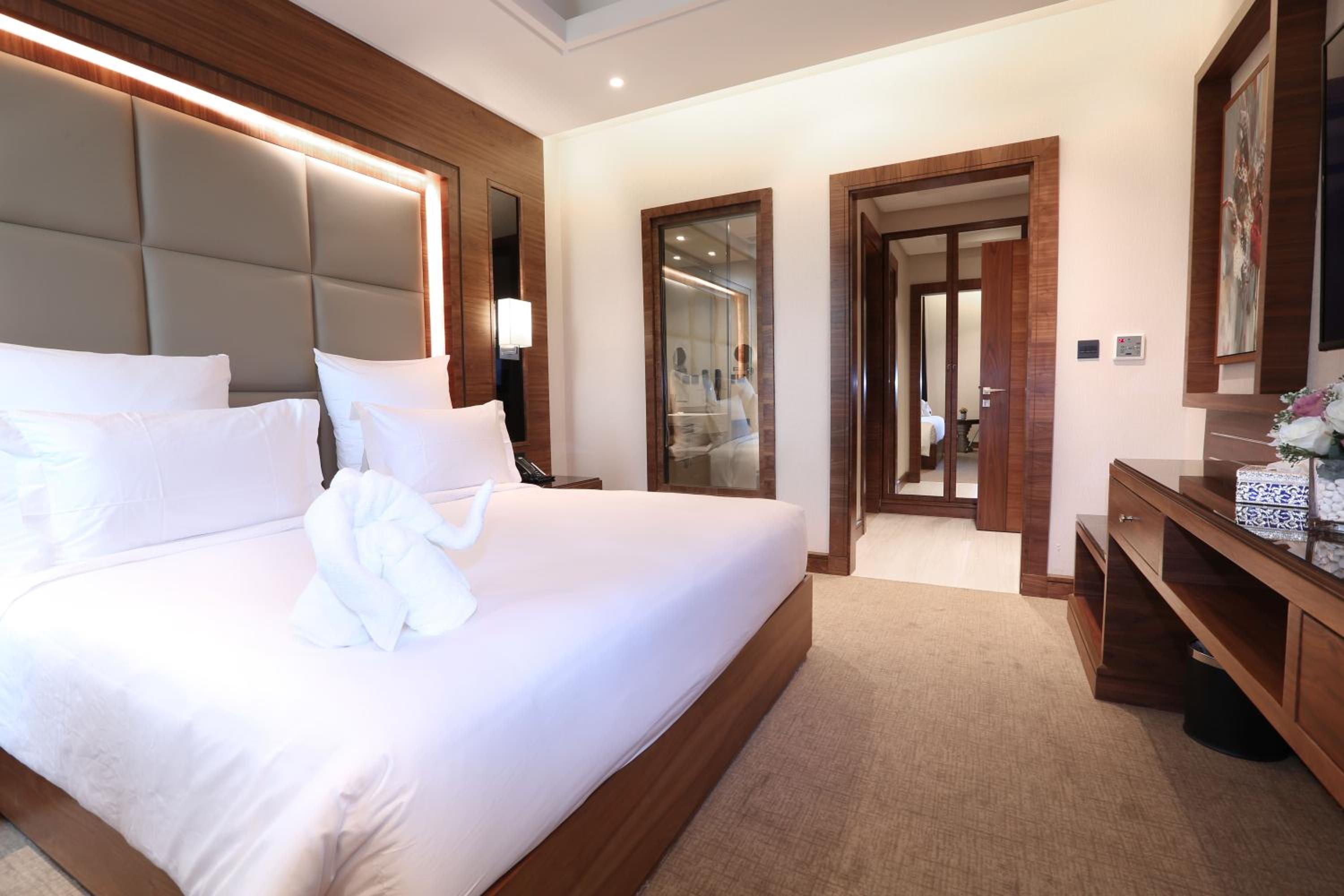 Royal Suite - Photo 1