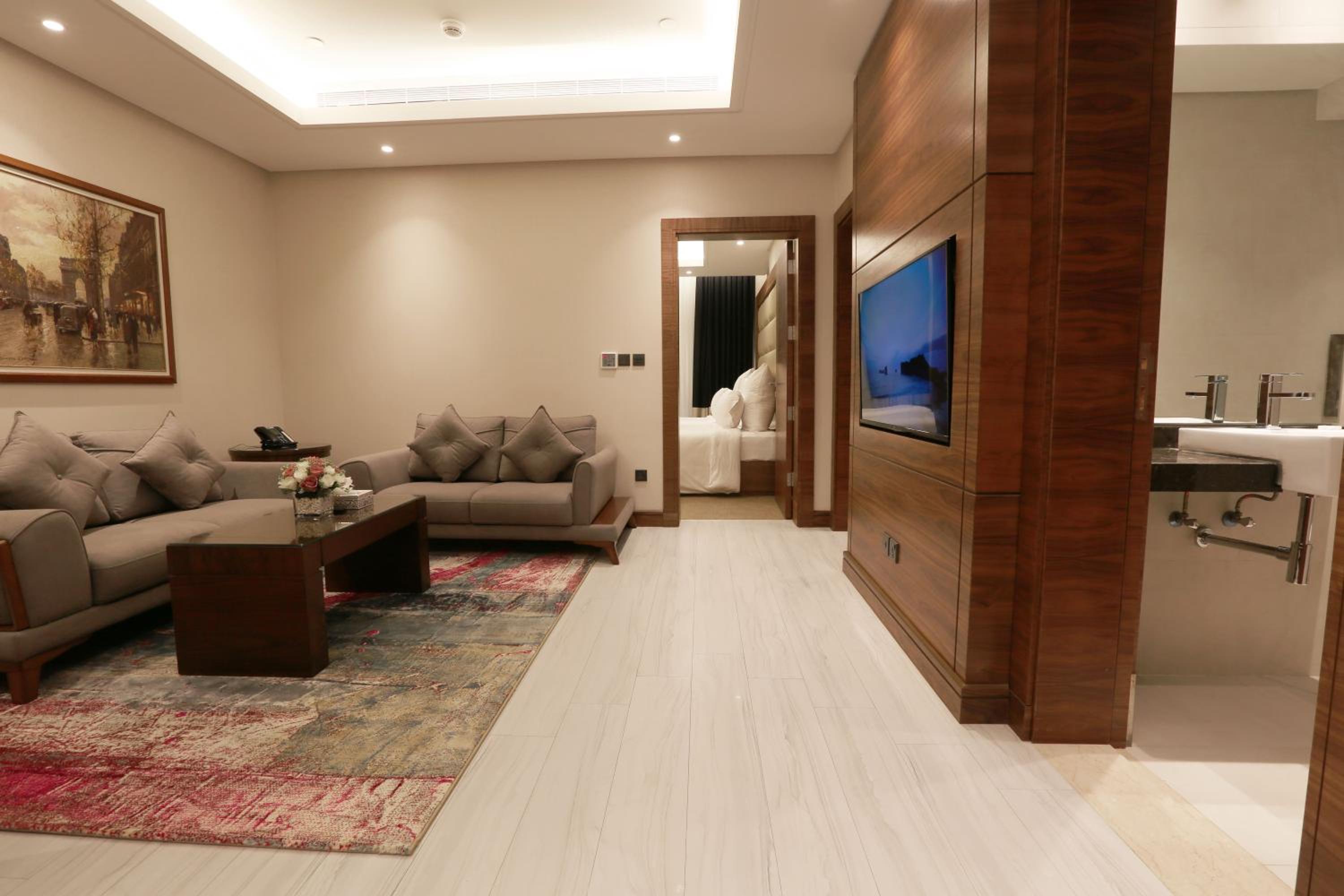Royal Suite - Photo 4