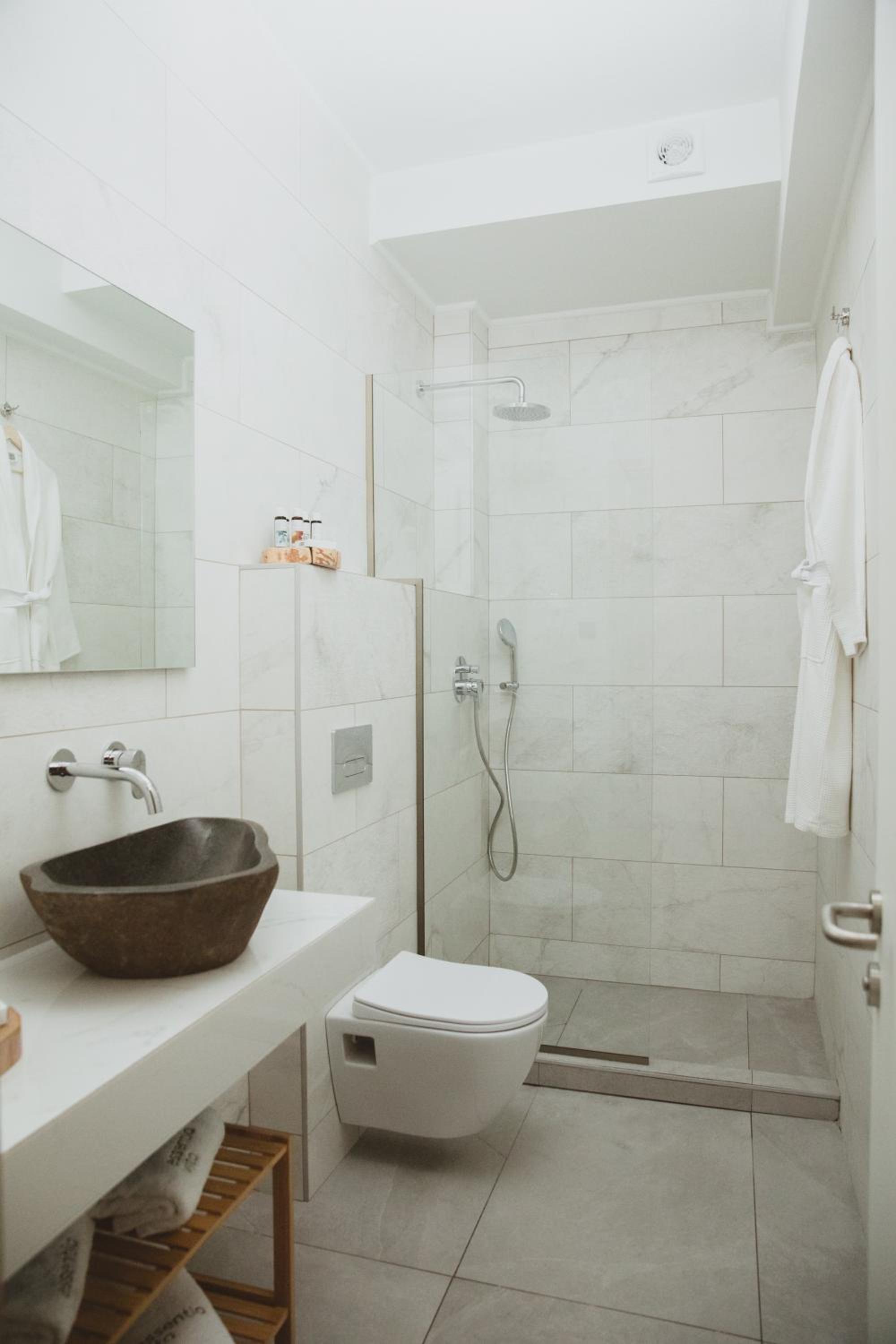 Deluxe Suite with Sea View photo 3